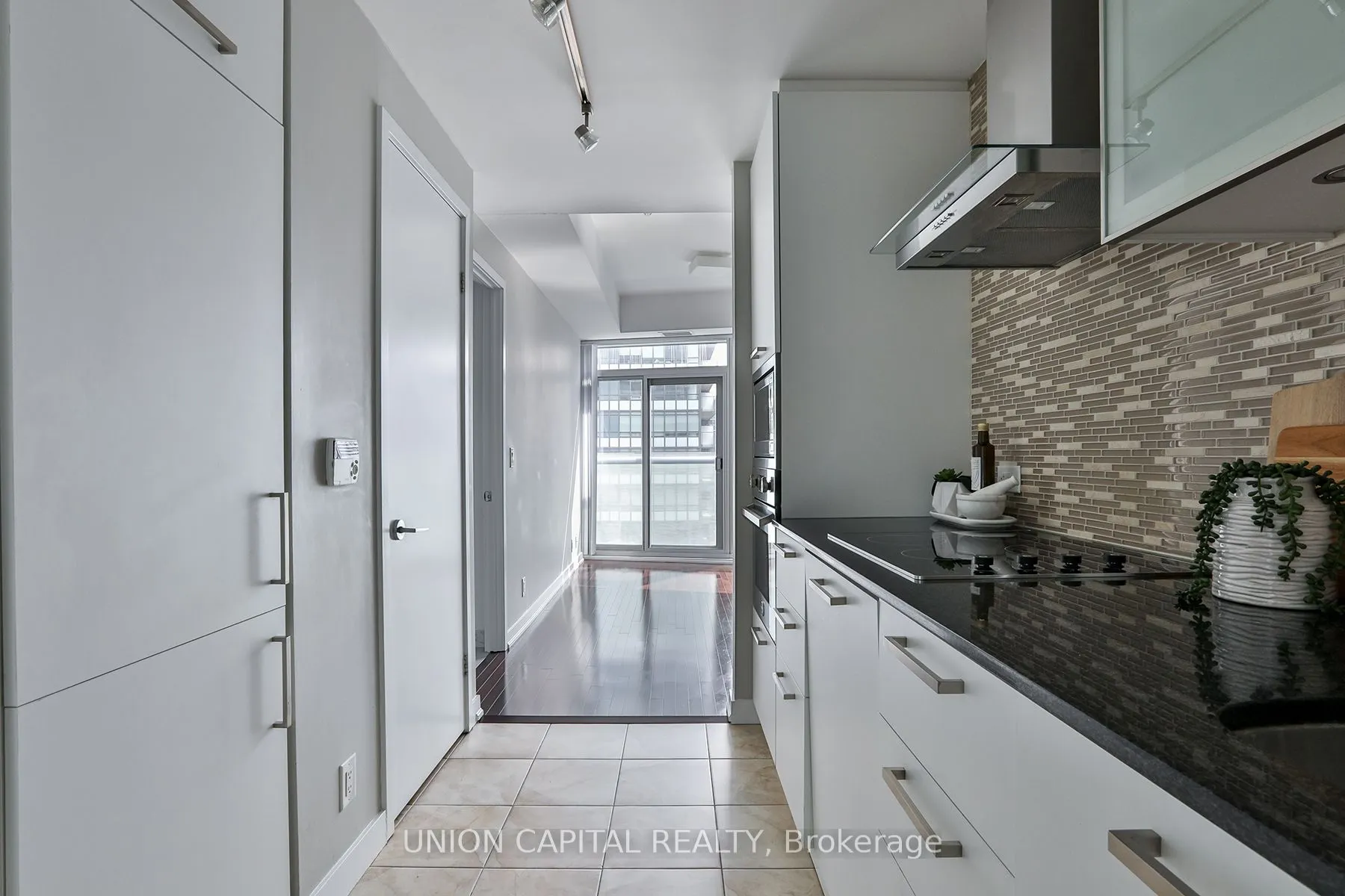 14 York Street, #3902