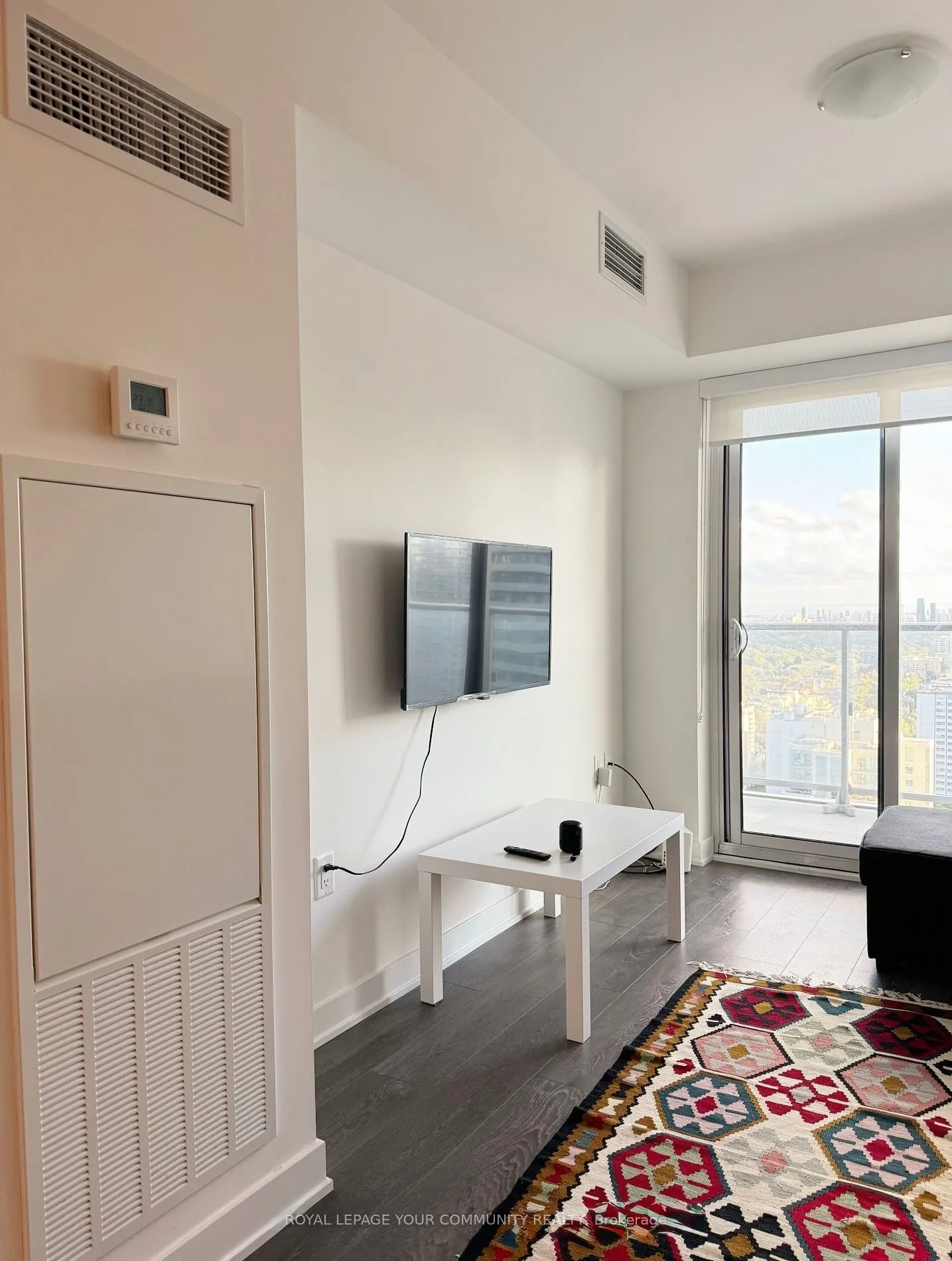 195 Redpath Avenue, #3407