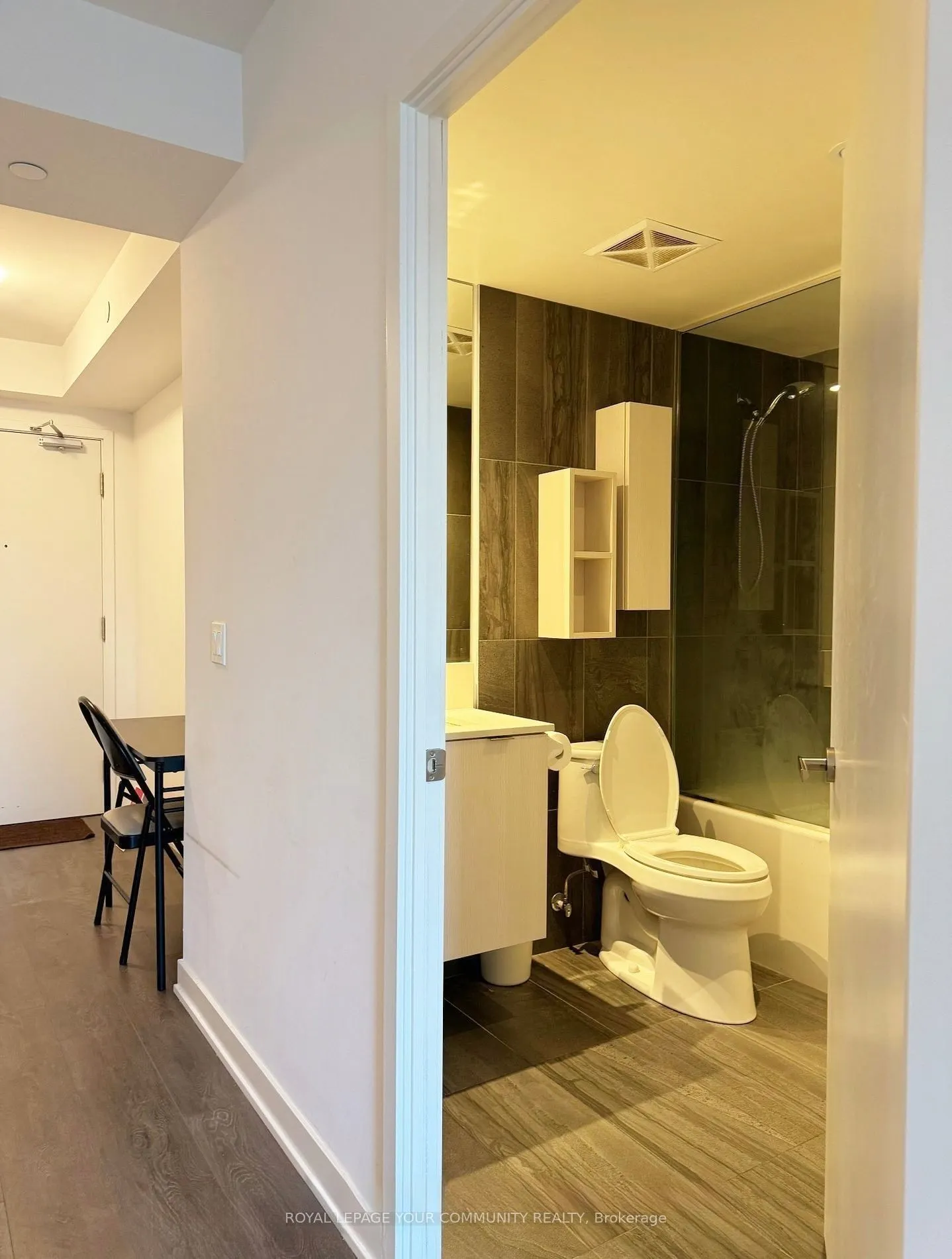 195 Redpath Avenue, #3407