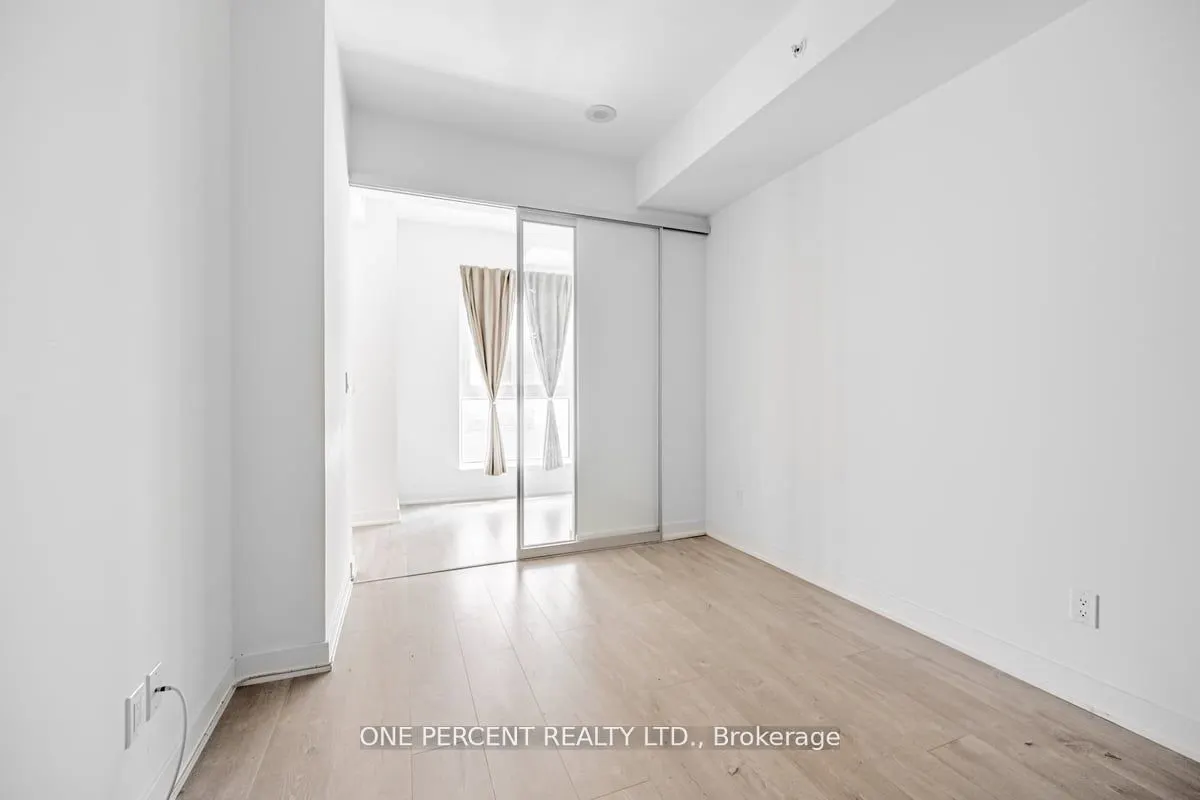 30 Nelson Street, #426