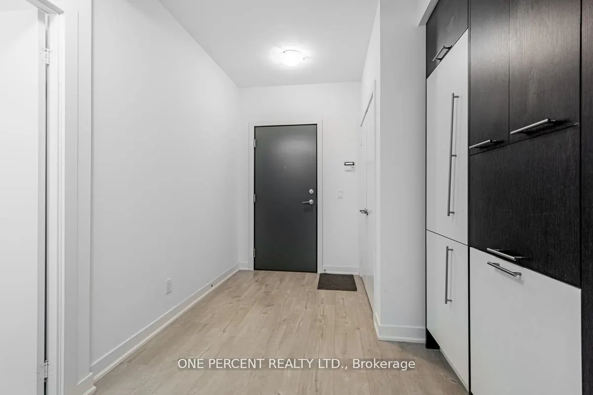 30 Nelson Street, #426