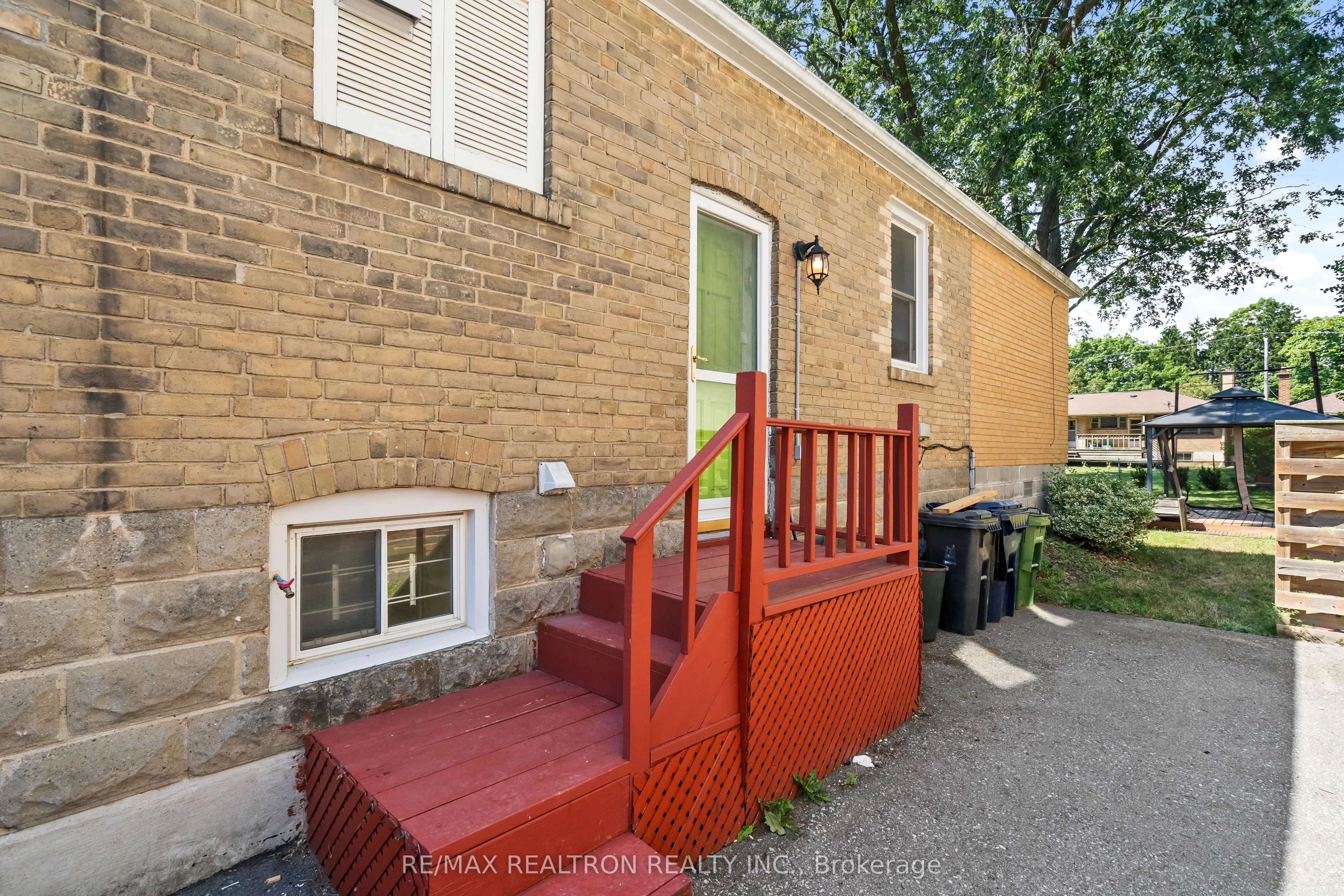 100 Park Home Avenue