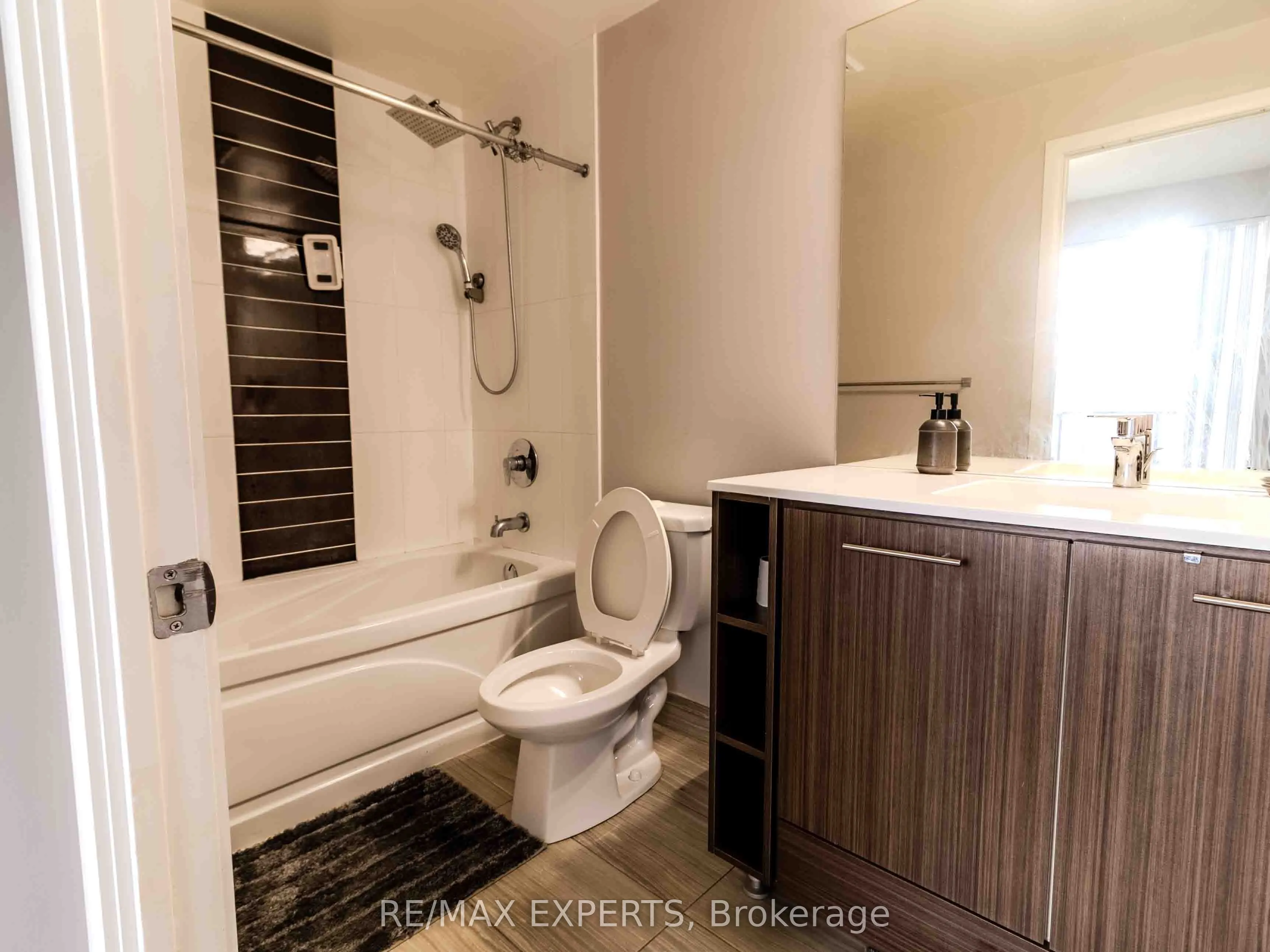 435 RICHMOND Street W, #1109