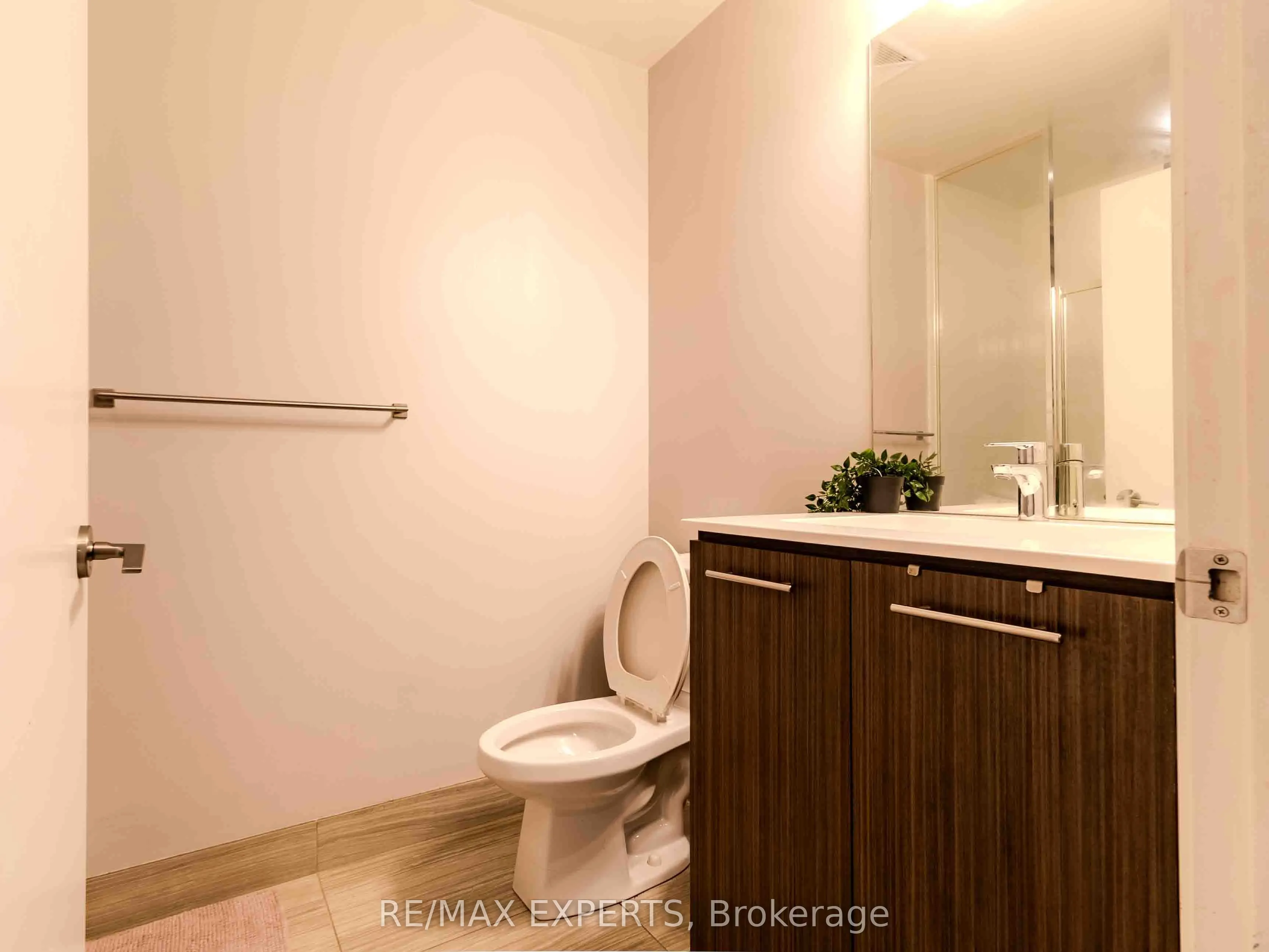 435 RICHMOND Street W, #1109