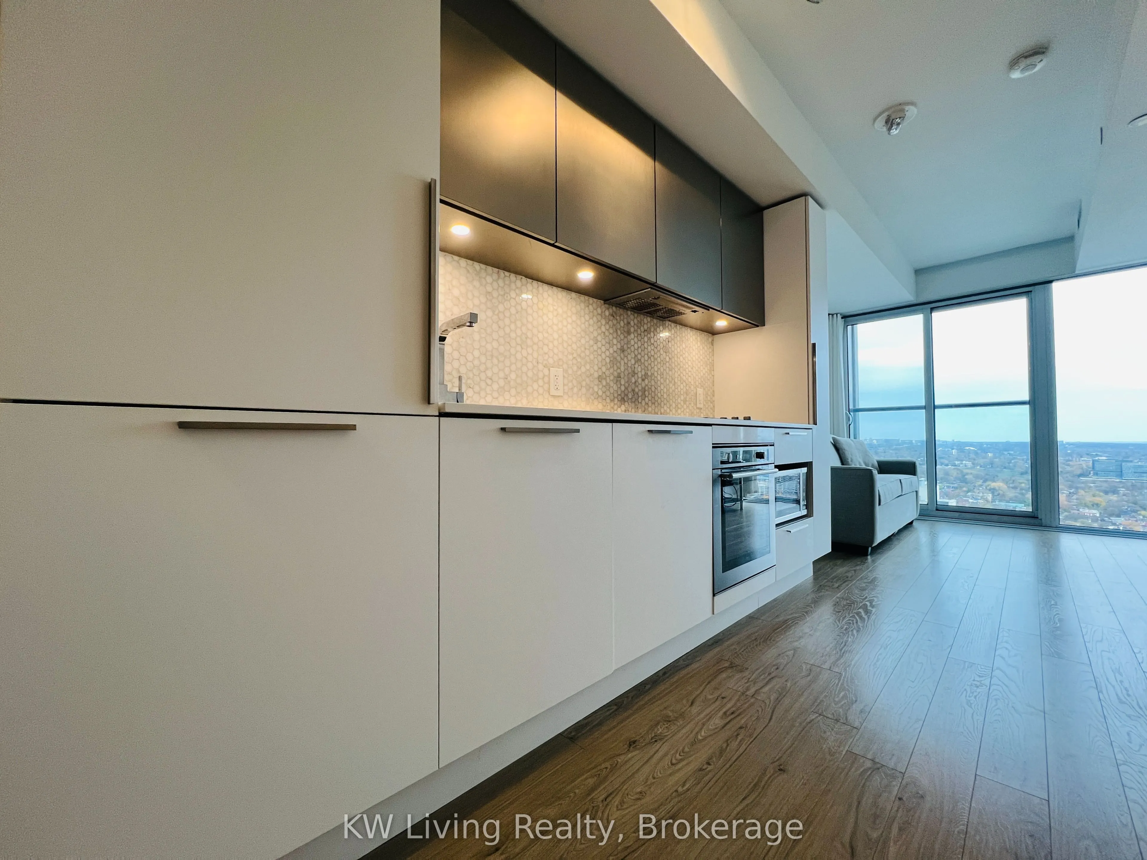 85 Wood Street, #4315