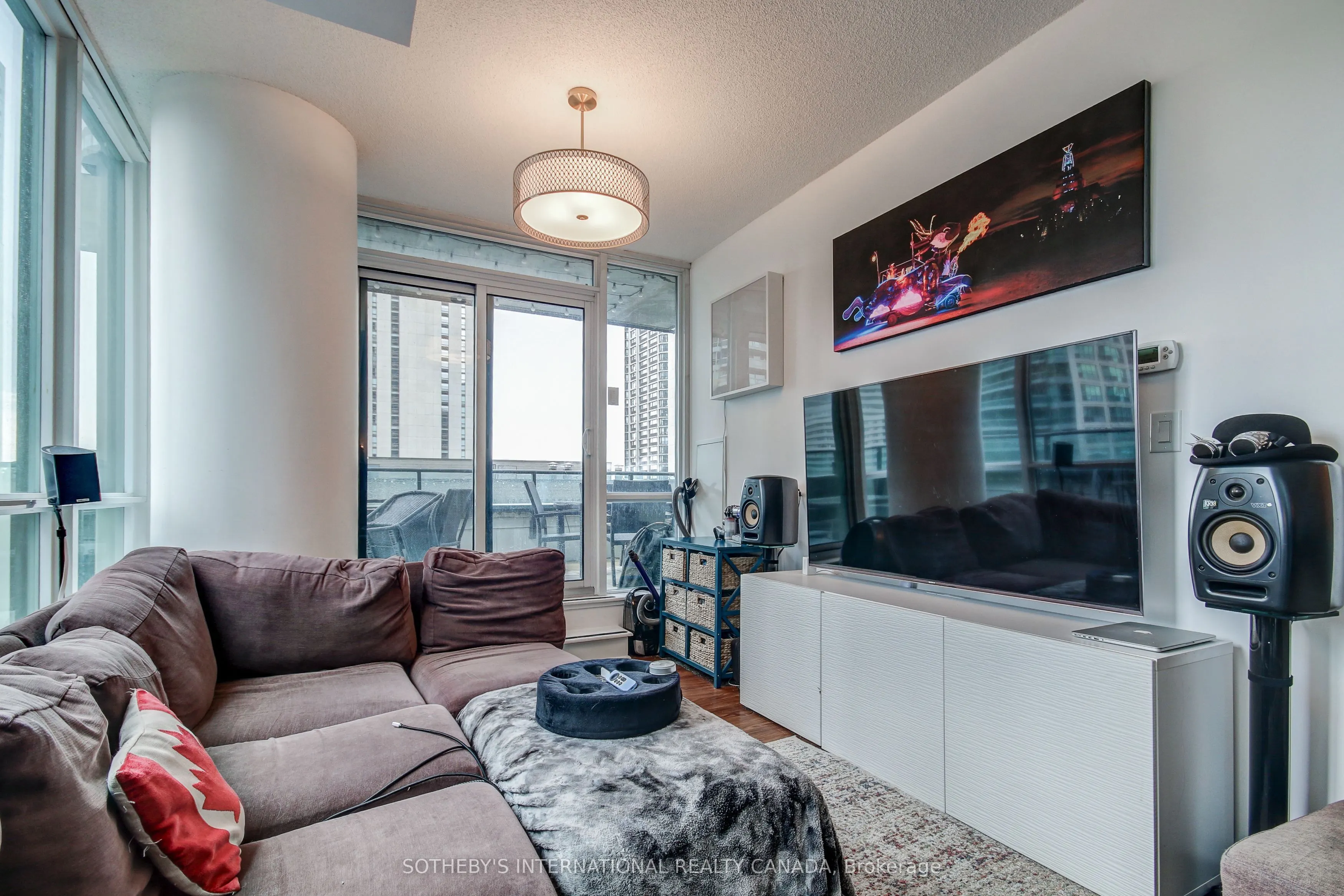 33 Bay Street, #508