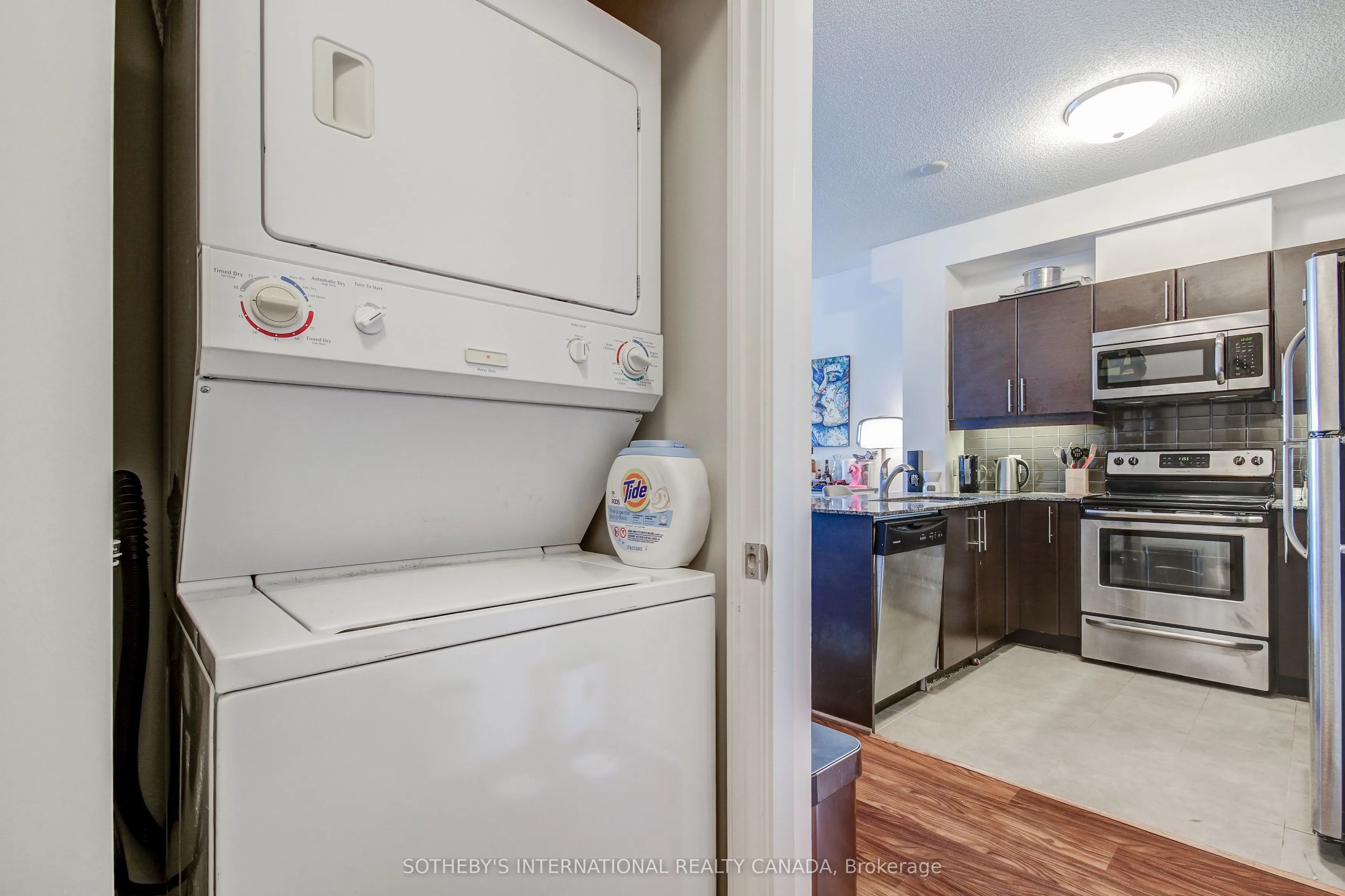 33 Bay Street, #508