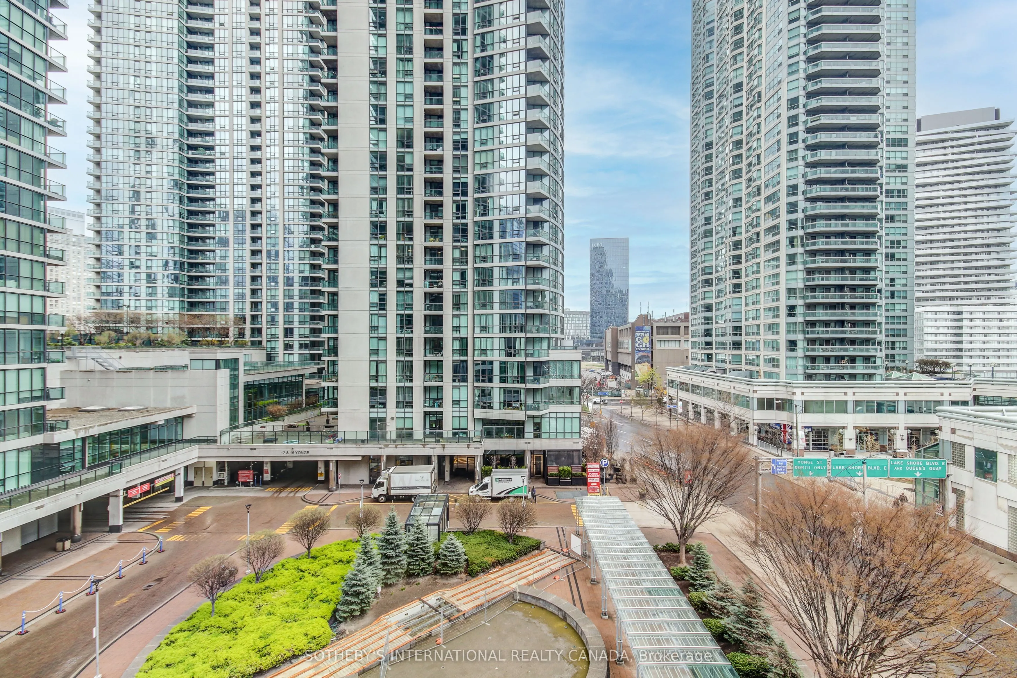 33 Bay Street, #508