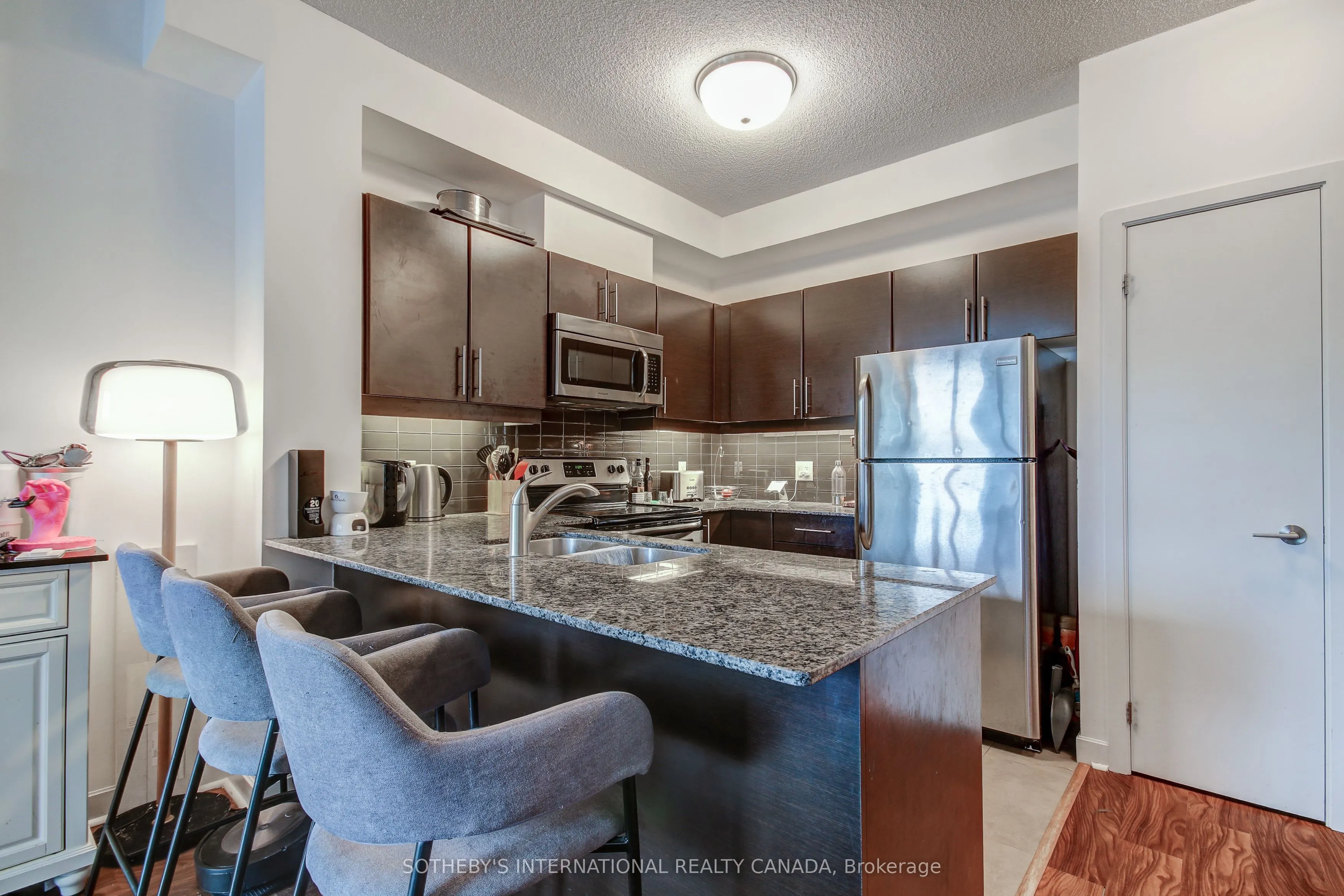 33 Bay Street, #508