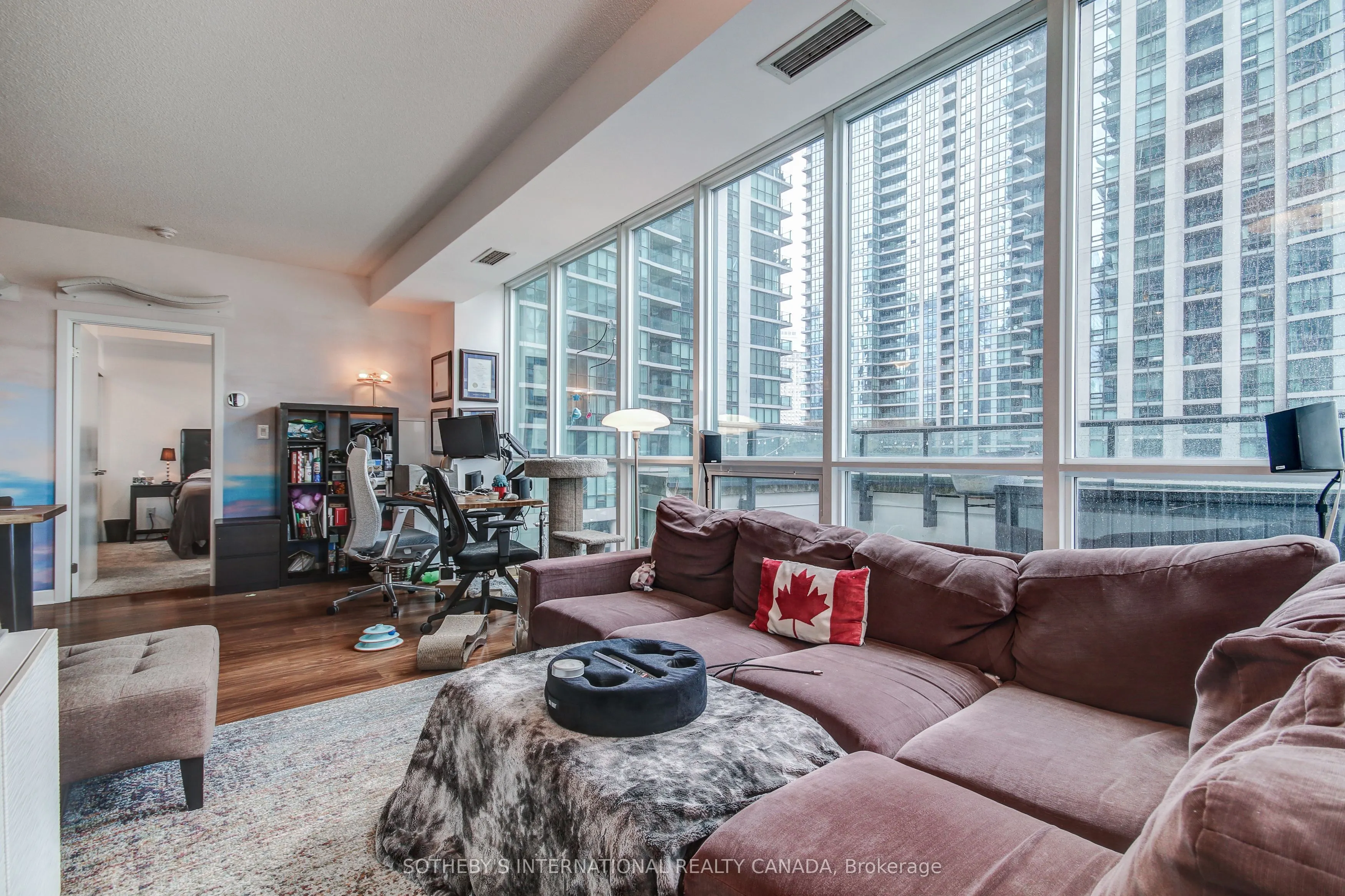 33 Bay Street, #508