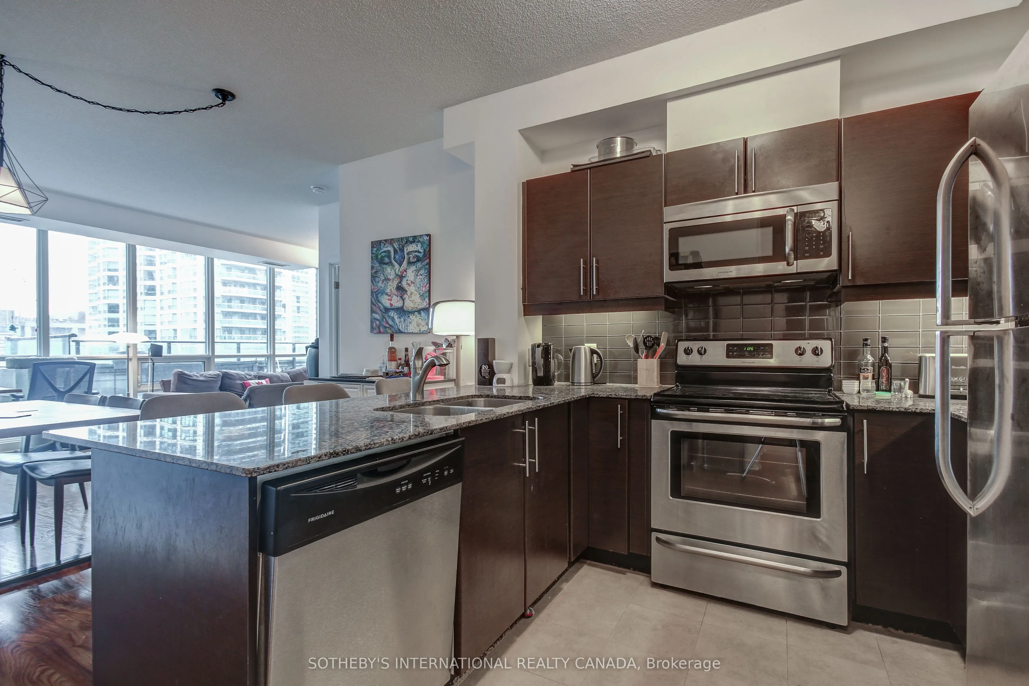 33 Bay Street, #508