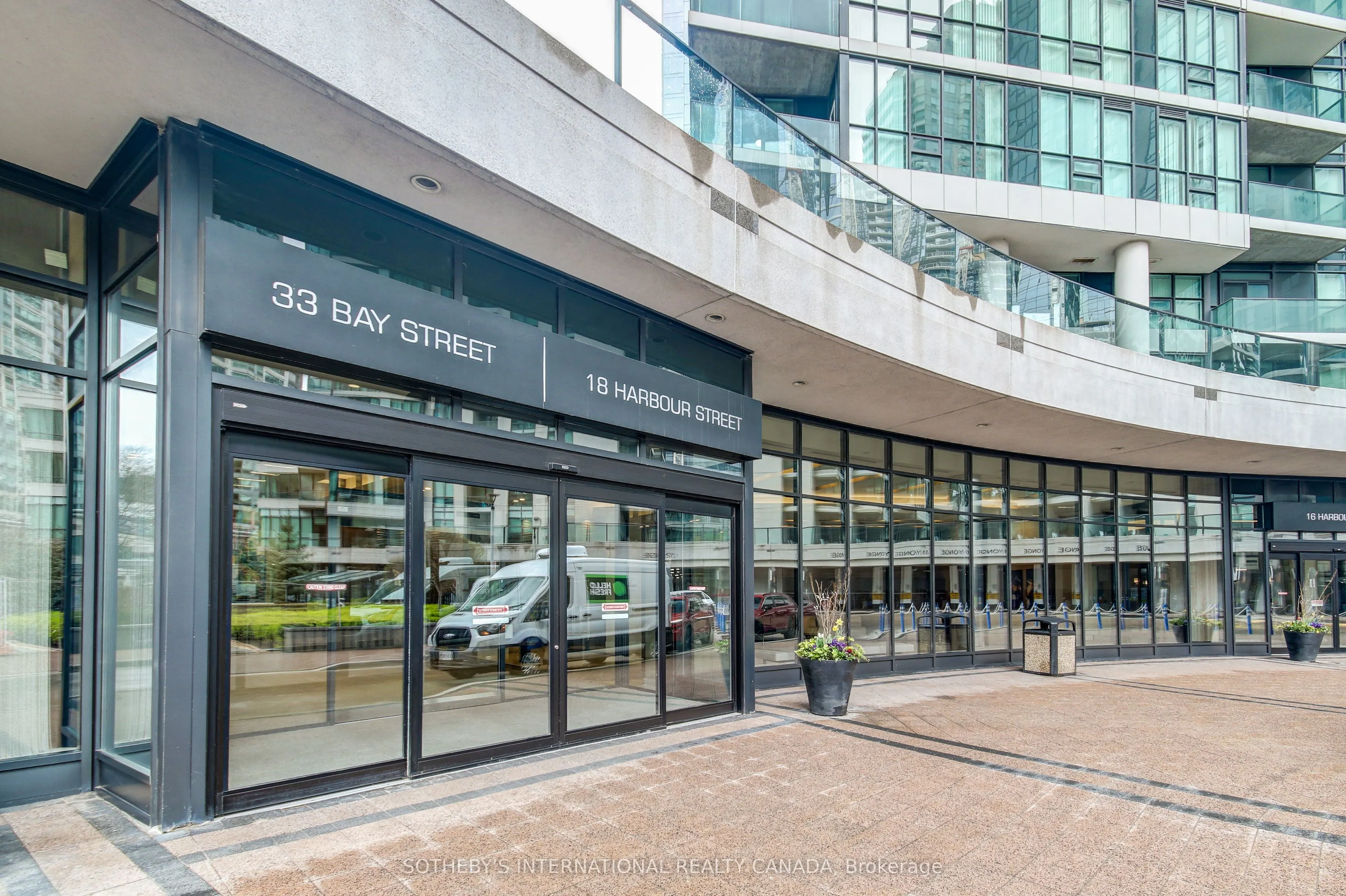 33 Bay Street, #508