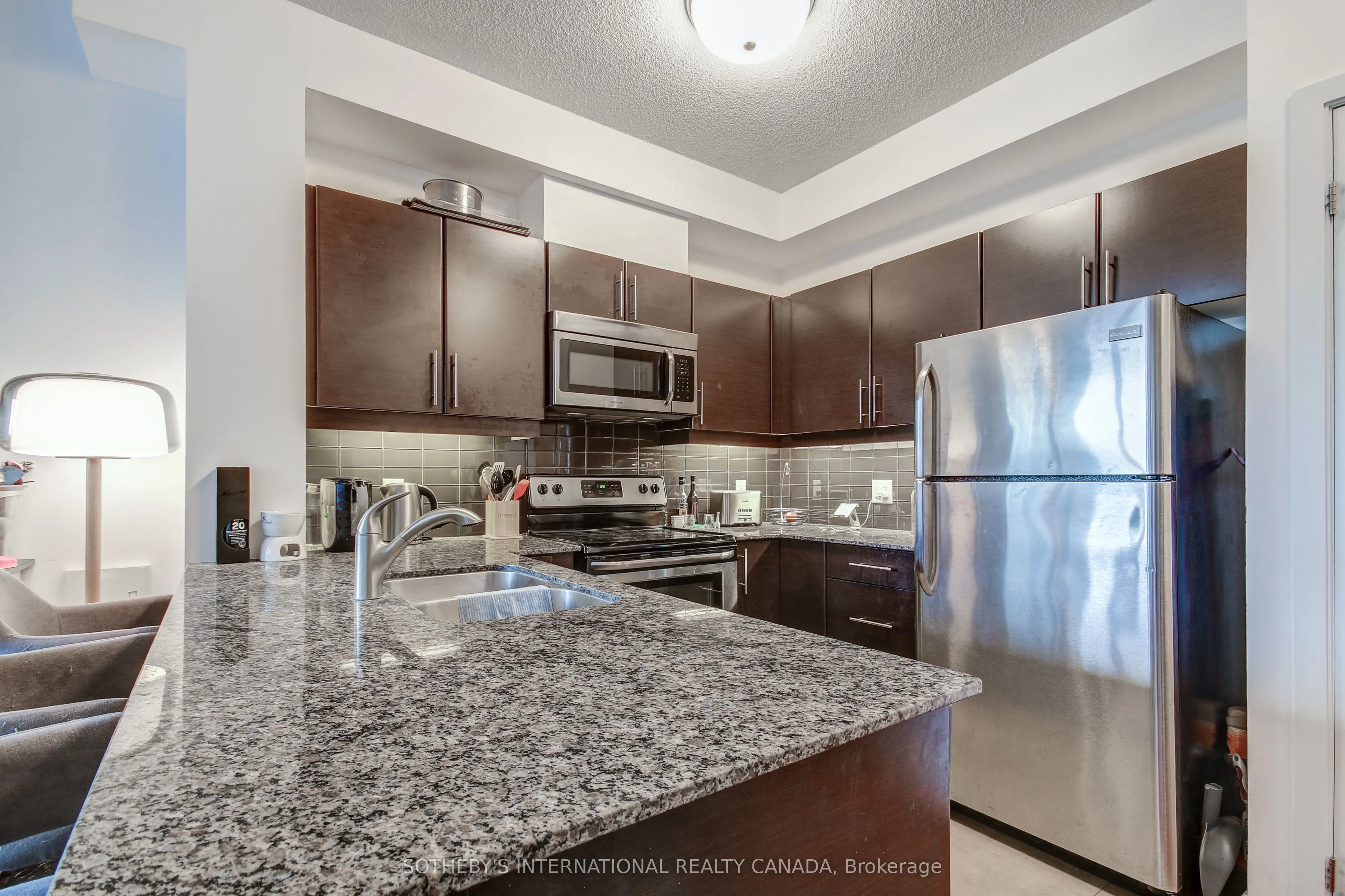 33 Bay Street, #508