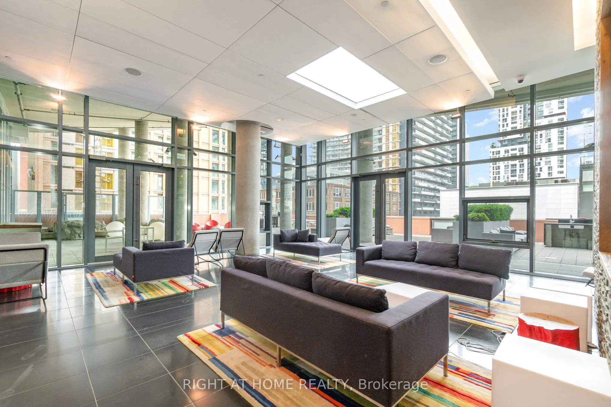 21 Widmer Street, #1403