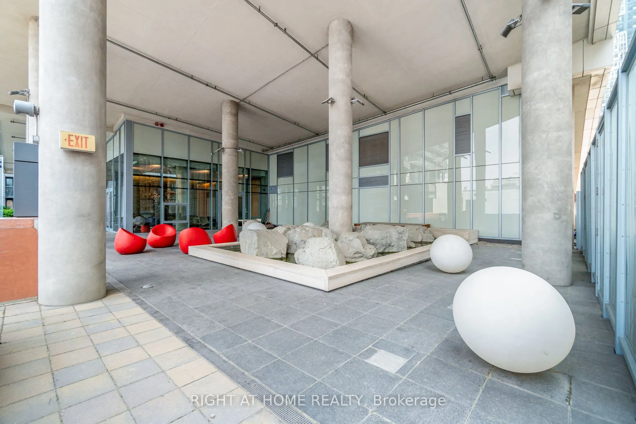 21 Widmer Street, #1403
