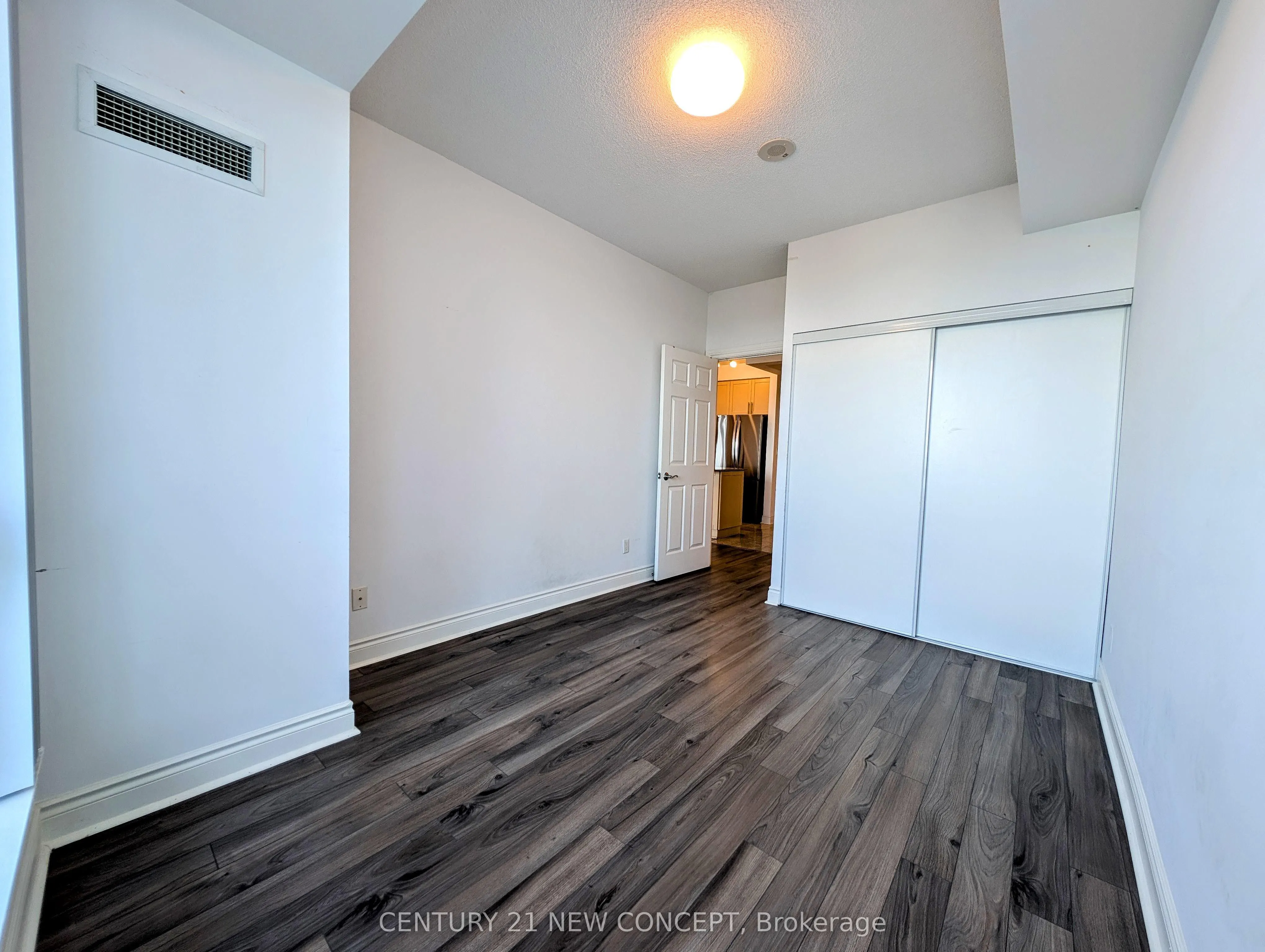 18 Holmes Avenue, #LPH05