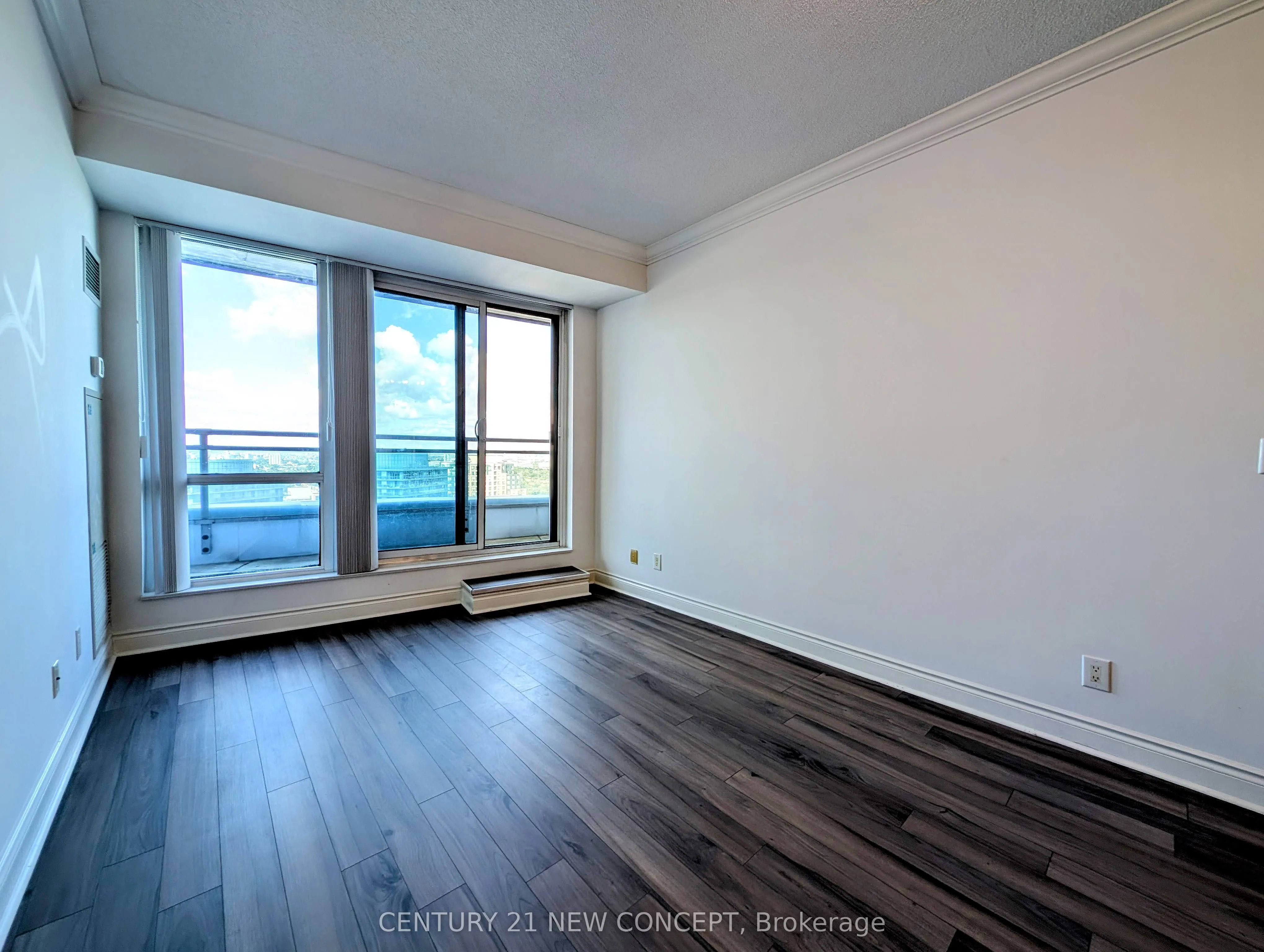 18 Holmes Avenue, #LPH05