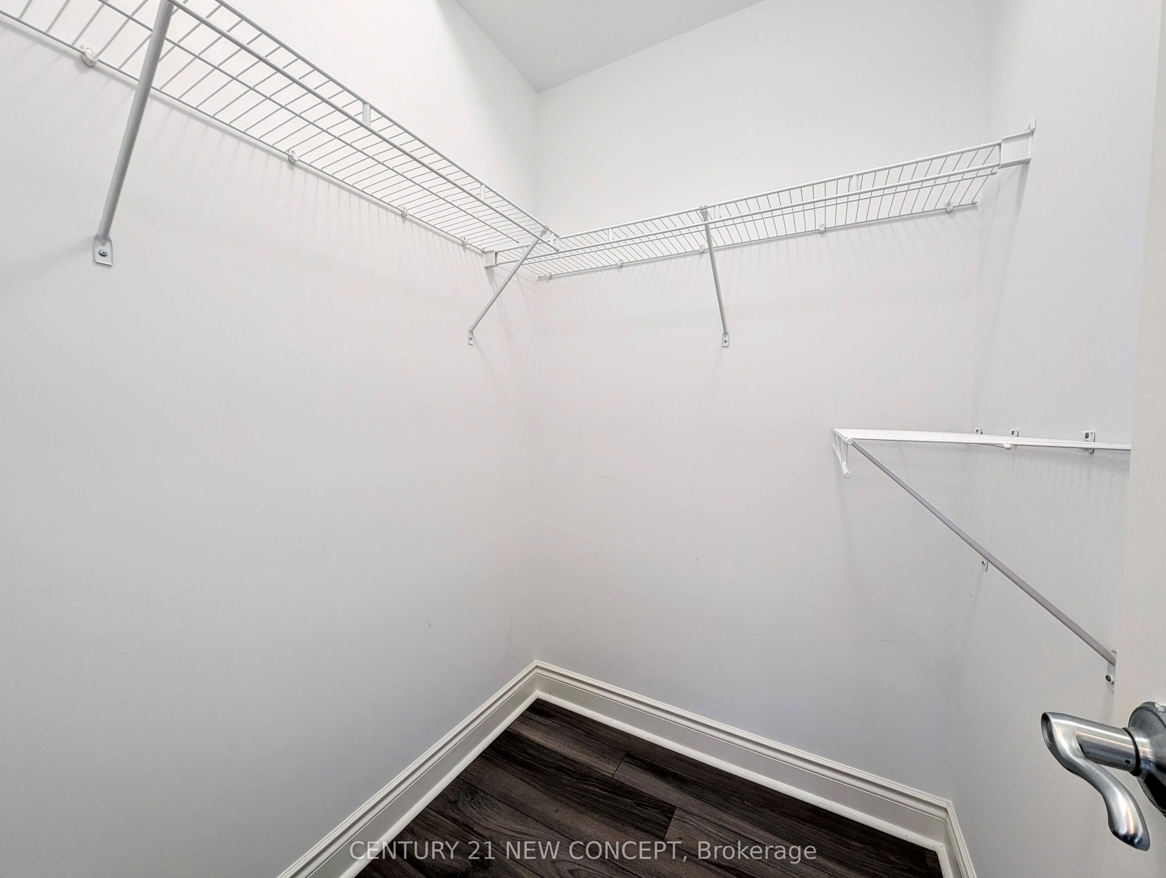 18 Holmes Avenue, #LPH05