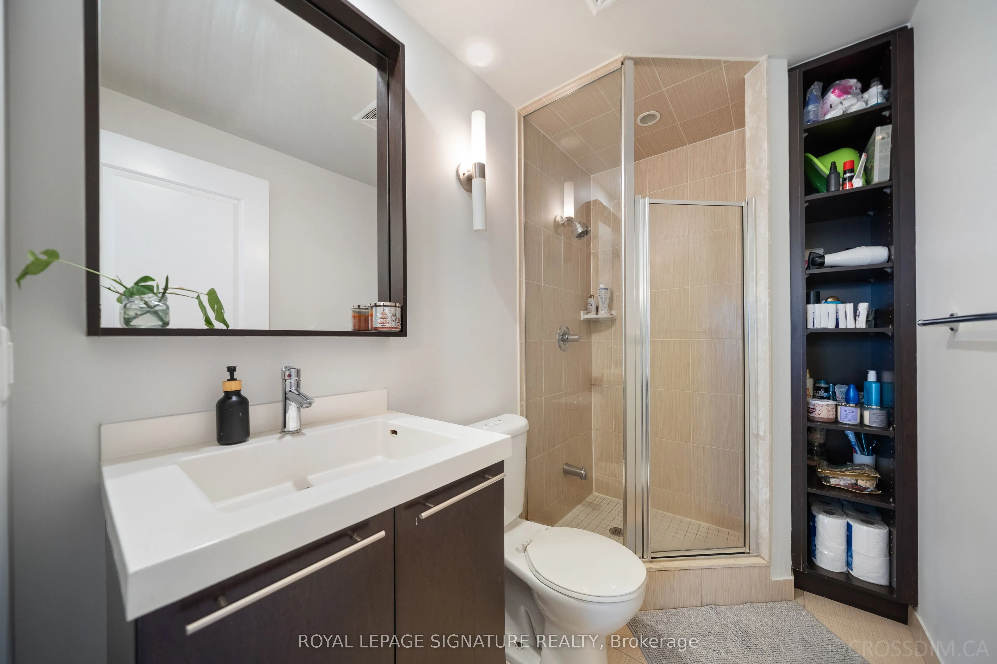 100 Harrison Garden Boulevard, #825