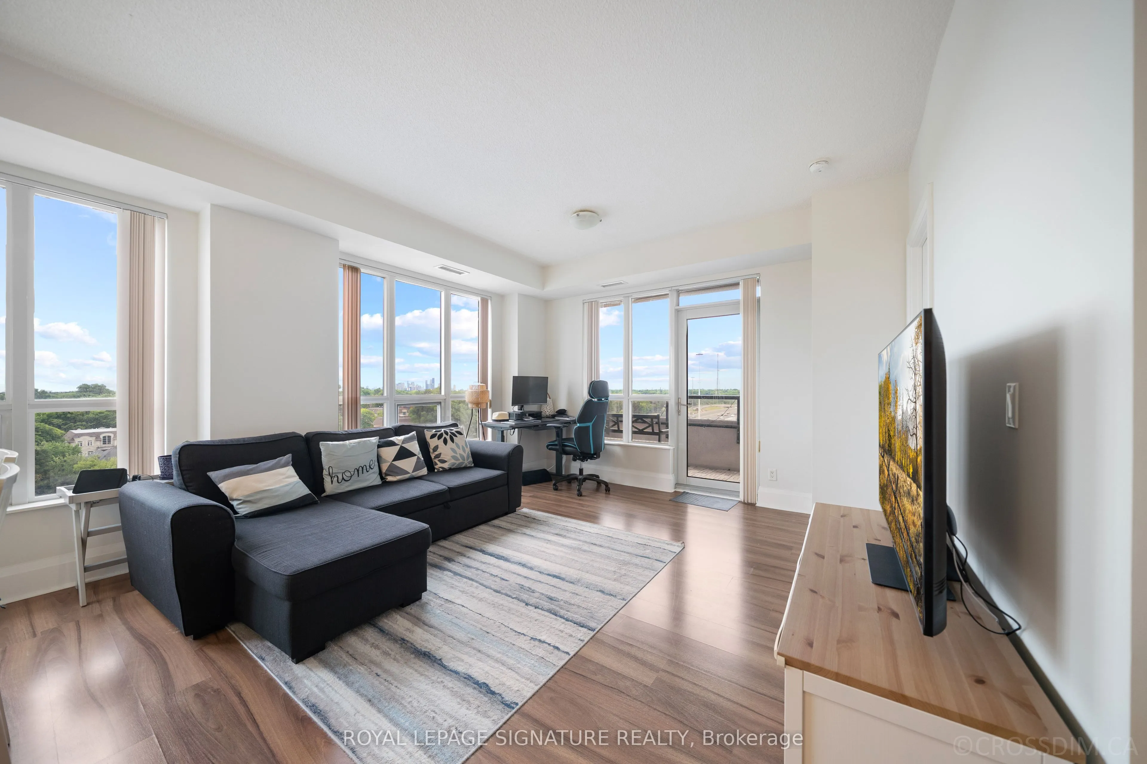 100 Harrison Garden Boulevard, #825