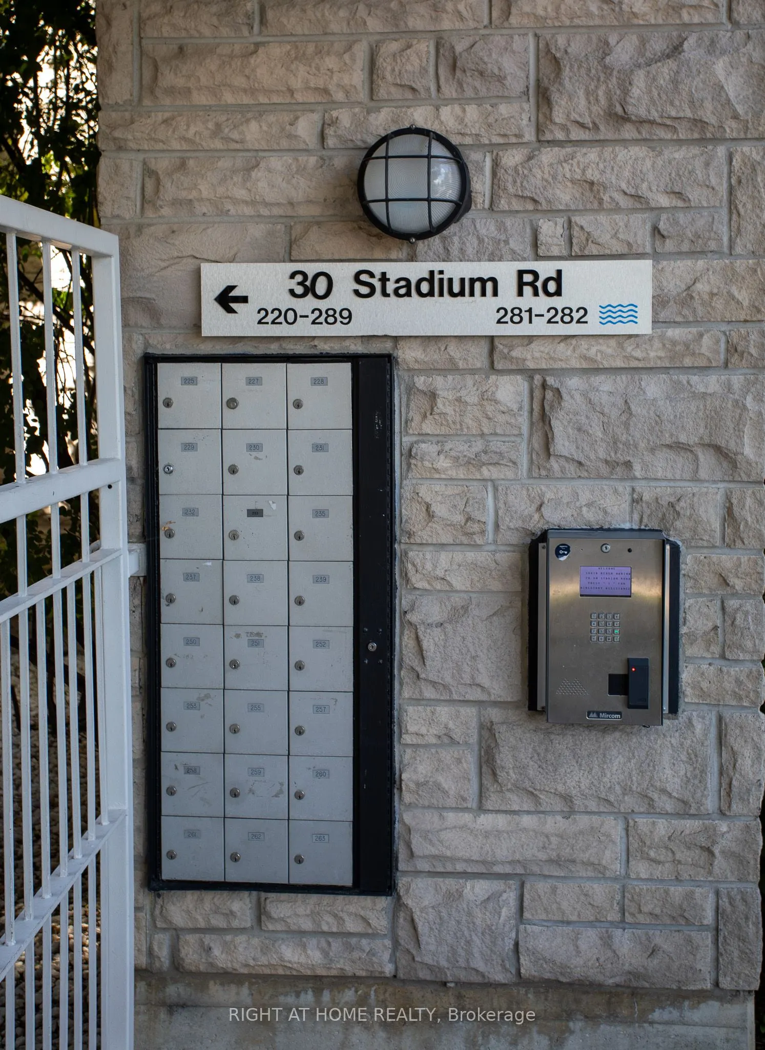 30 Stadium Road, #250