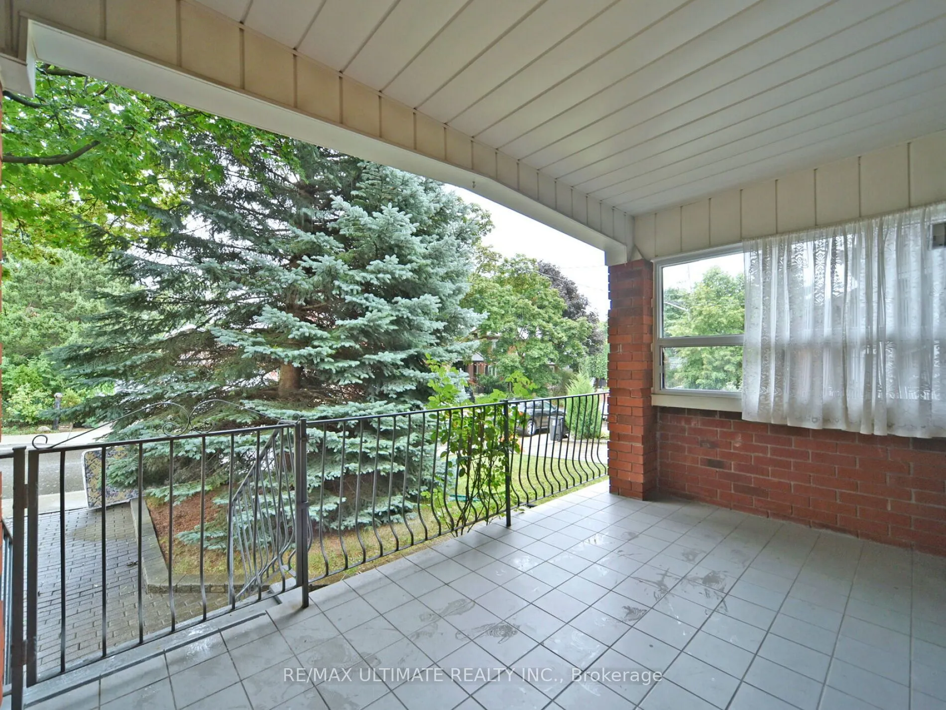 86 CHERRYWOOD Avenue