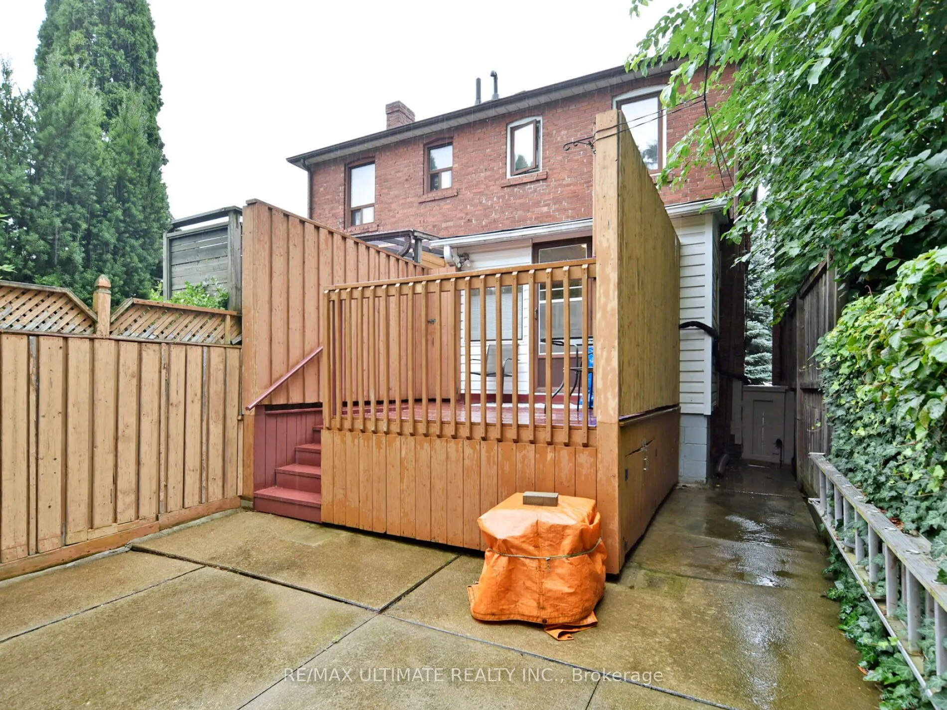 86 CHERRYWOOD Avenue