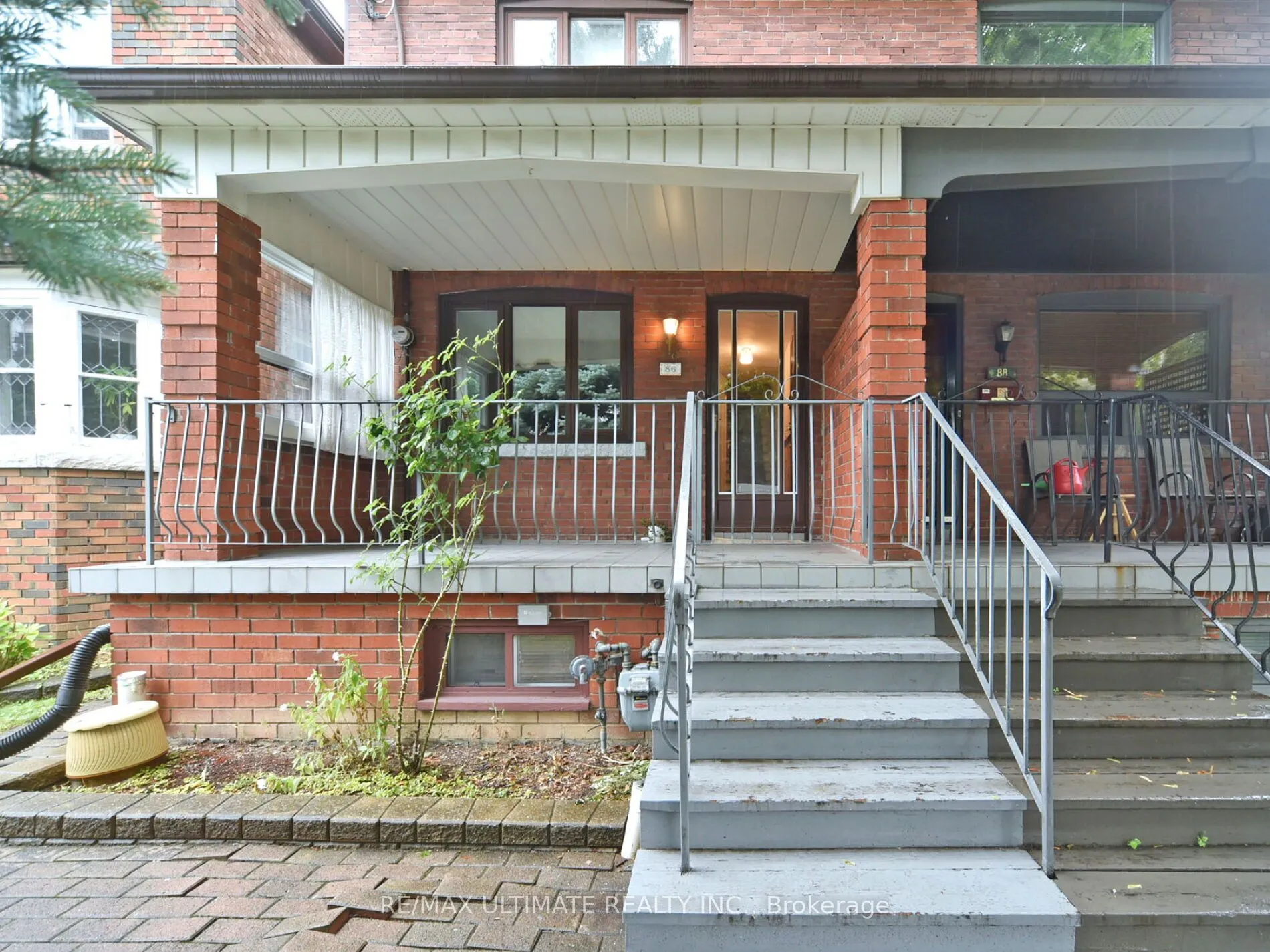 86 CHERRYWOOD Avenue