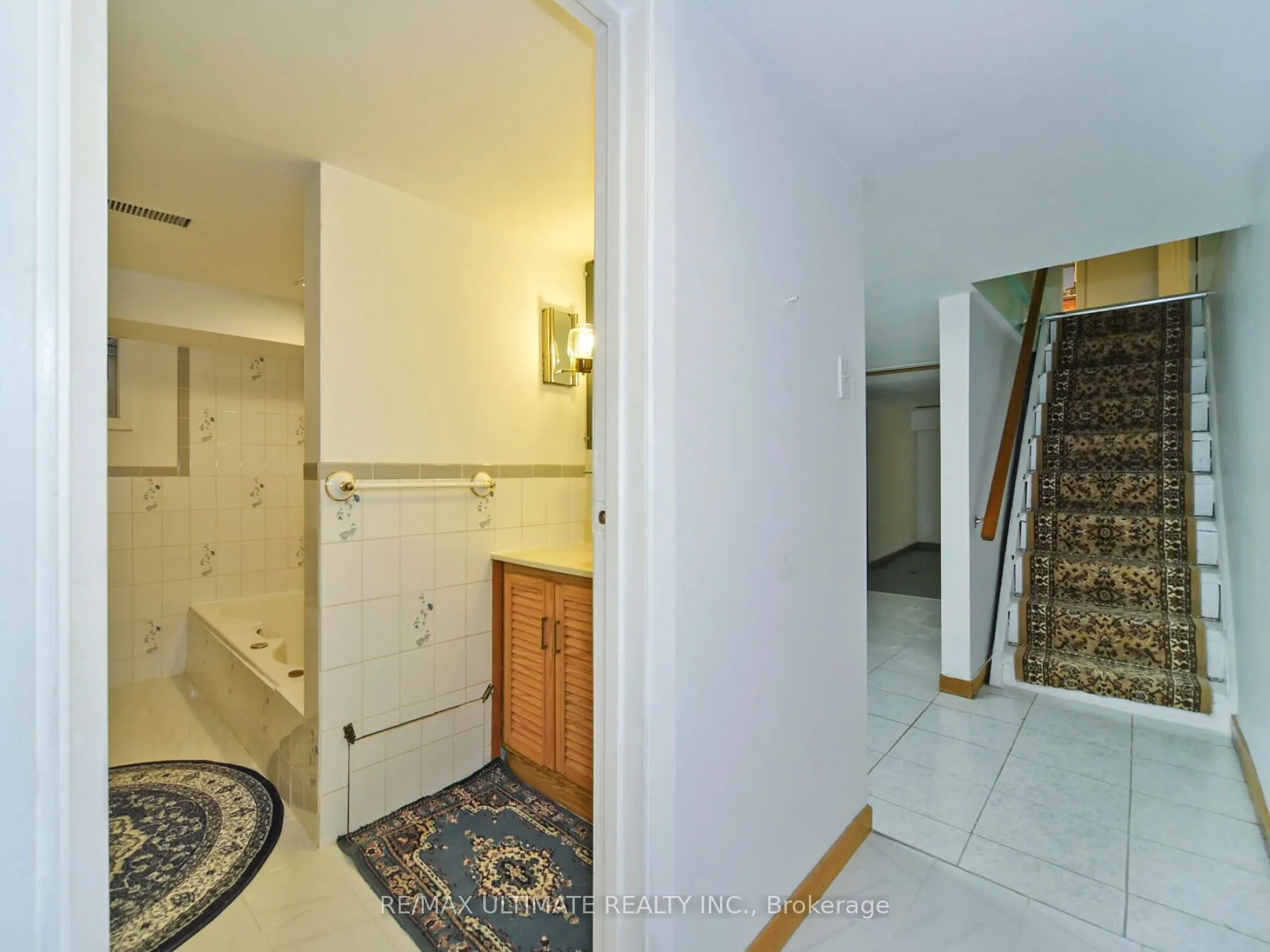 86 CHERRYWOOD Avenue