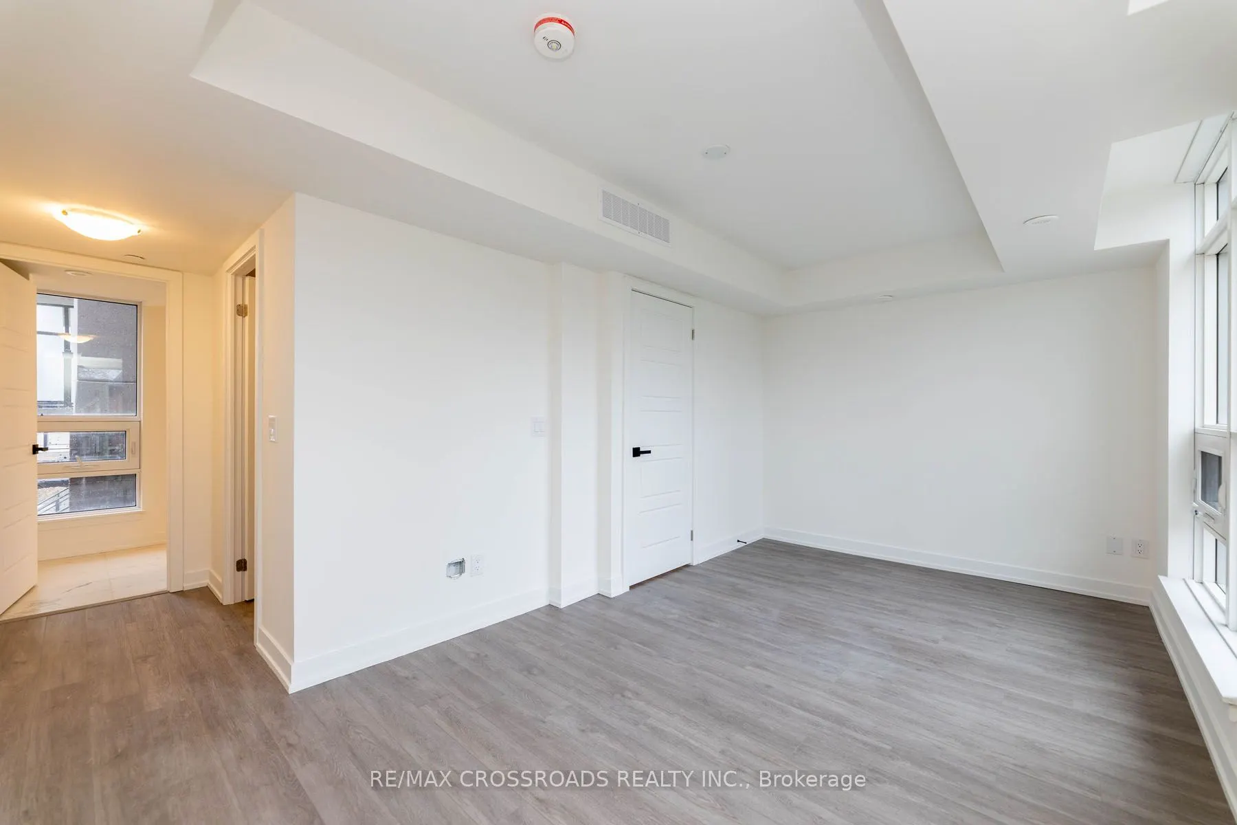 861 Sheppard Avenue W, #Th47