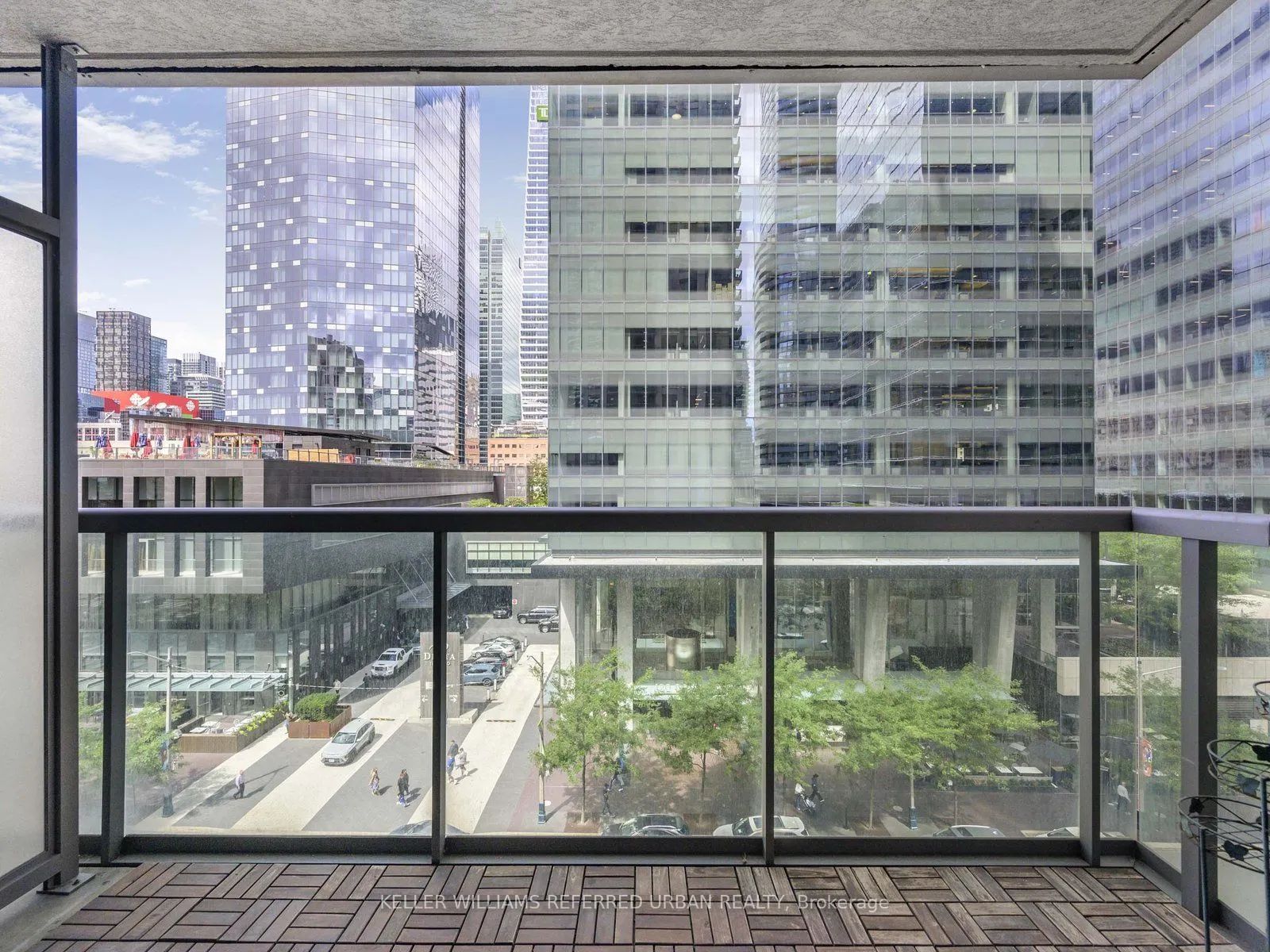 30 Grand Trunk Crescent, #705