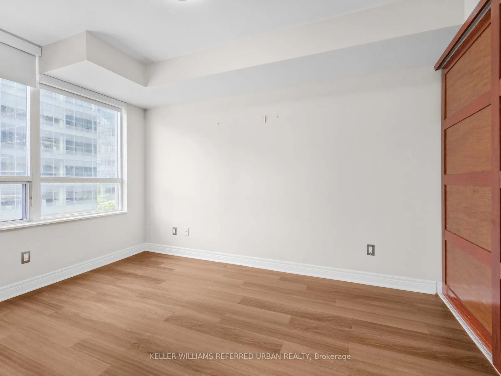 30 Grand Trunk Crescent, #705