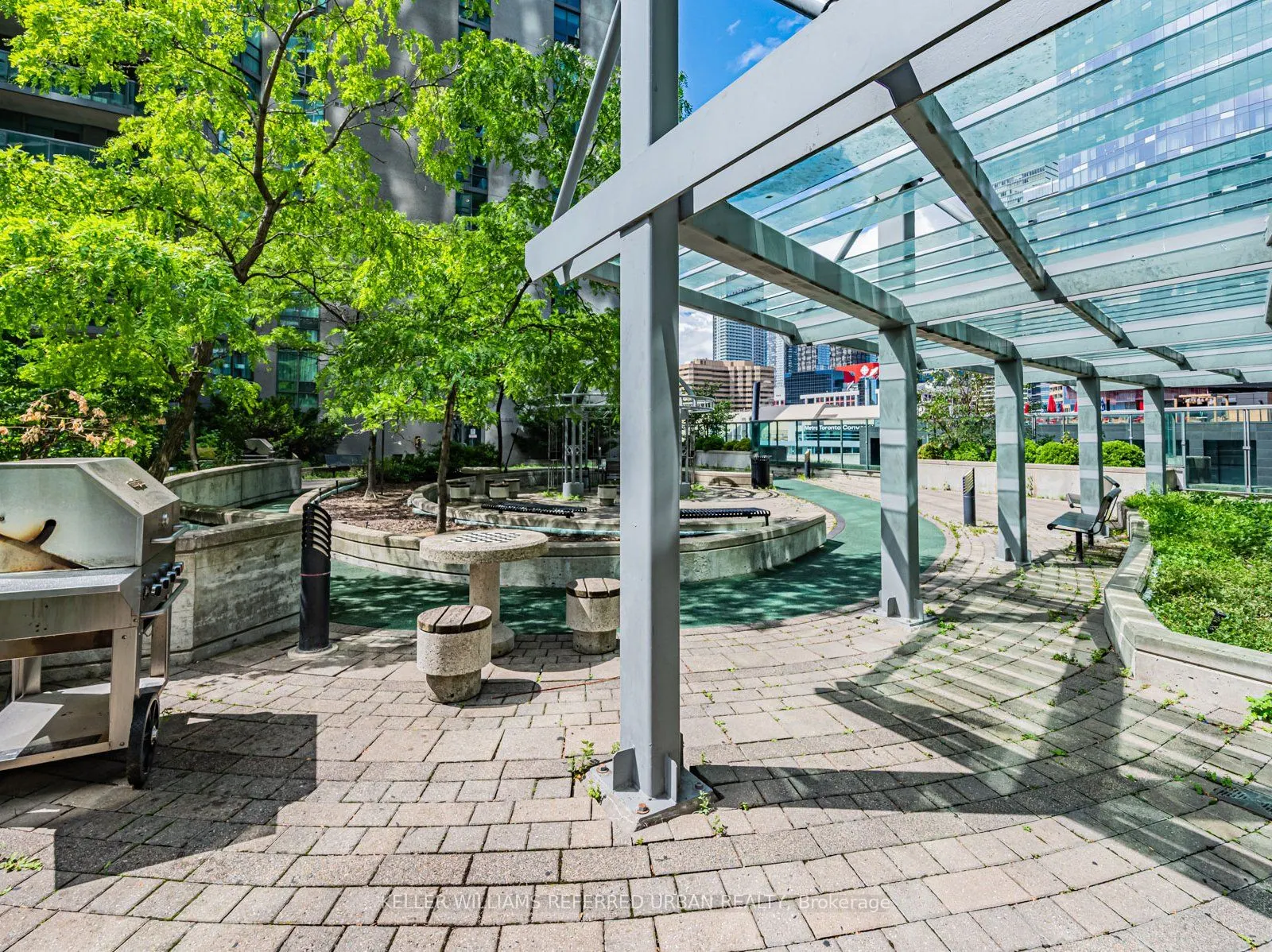30 Grand Trunk Crescent, #705
