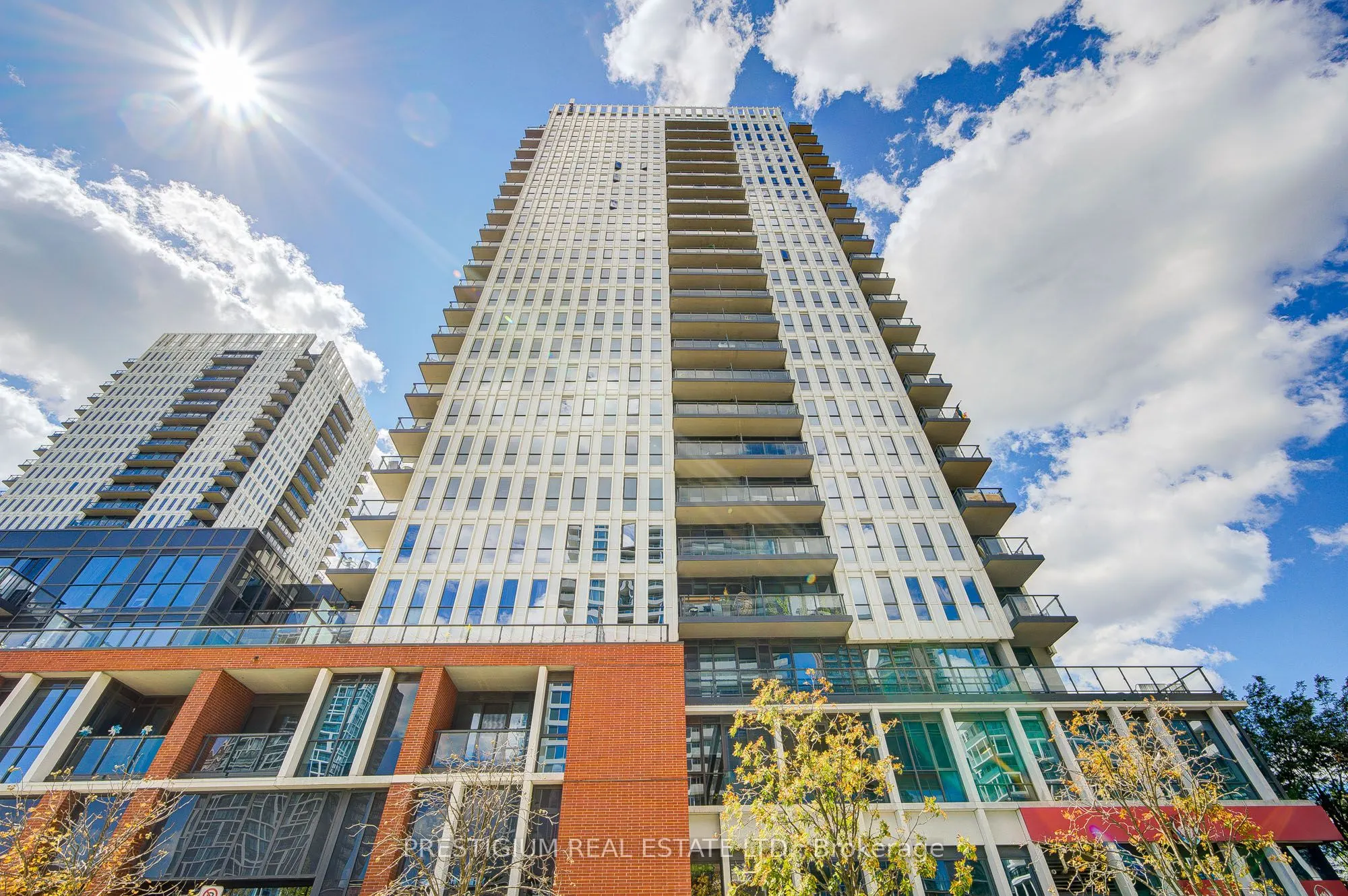 170 Sumach Street, #418