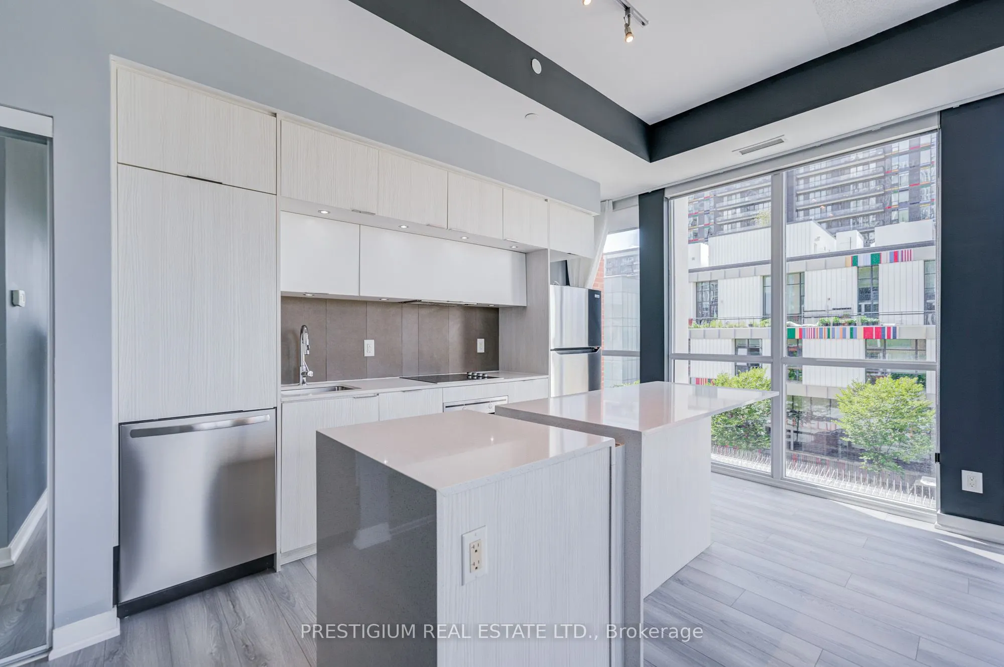 170 Sumach Street, #418