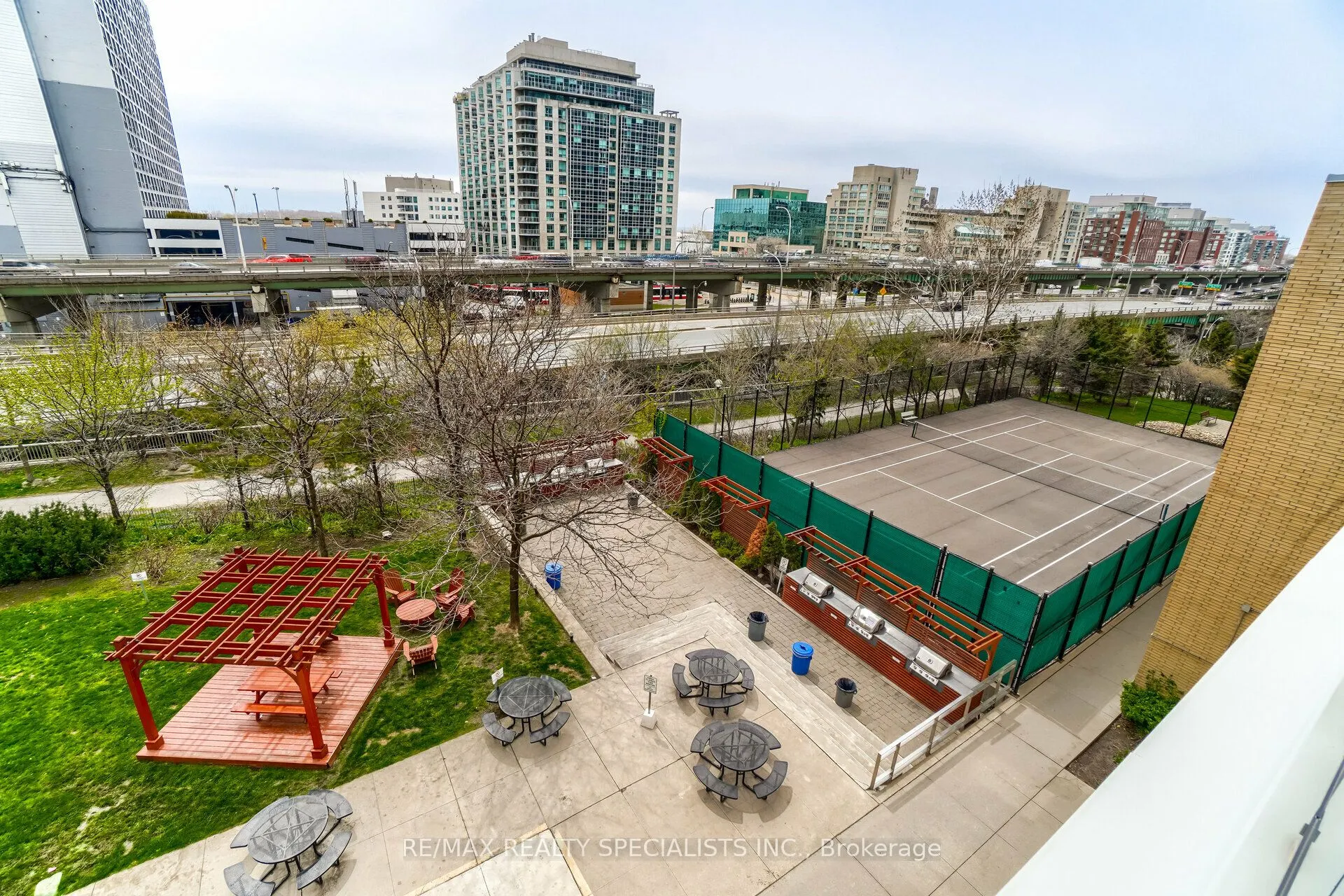 10 Navy Wharf Court, #2706