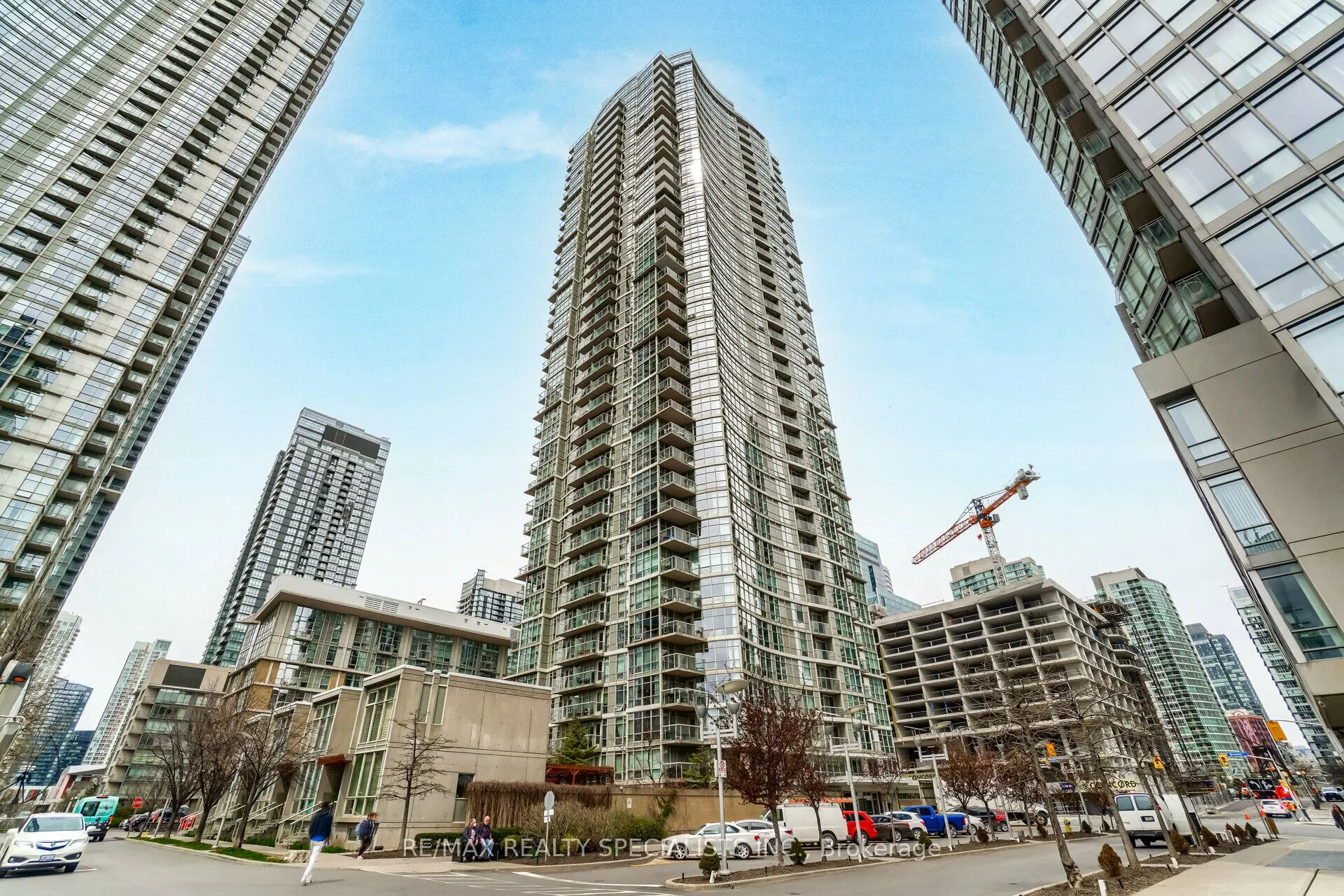10 Navy Wharf Court, #2706
