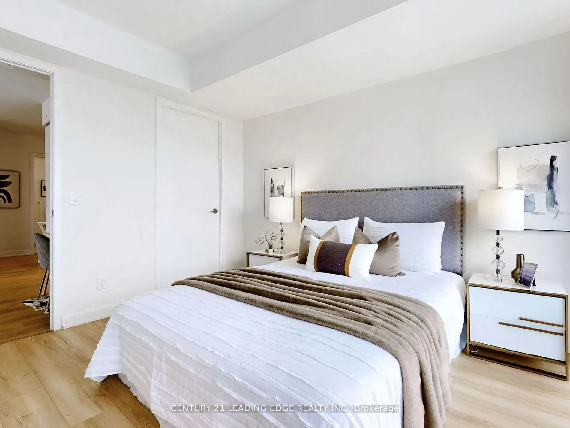 501 Yonge Street, #1009
