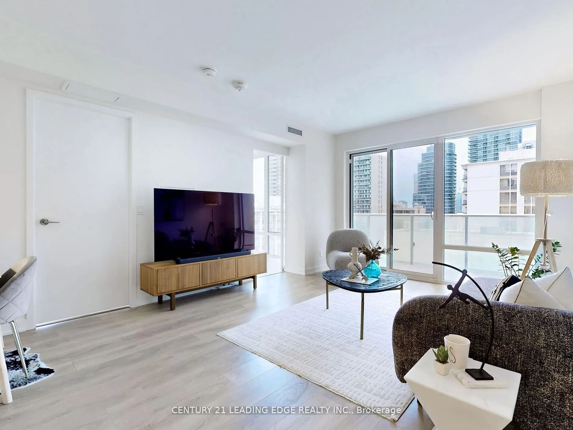 501 Yonge Street, #1009