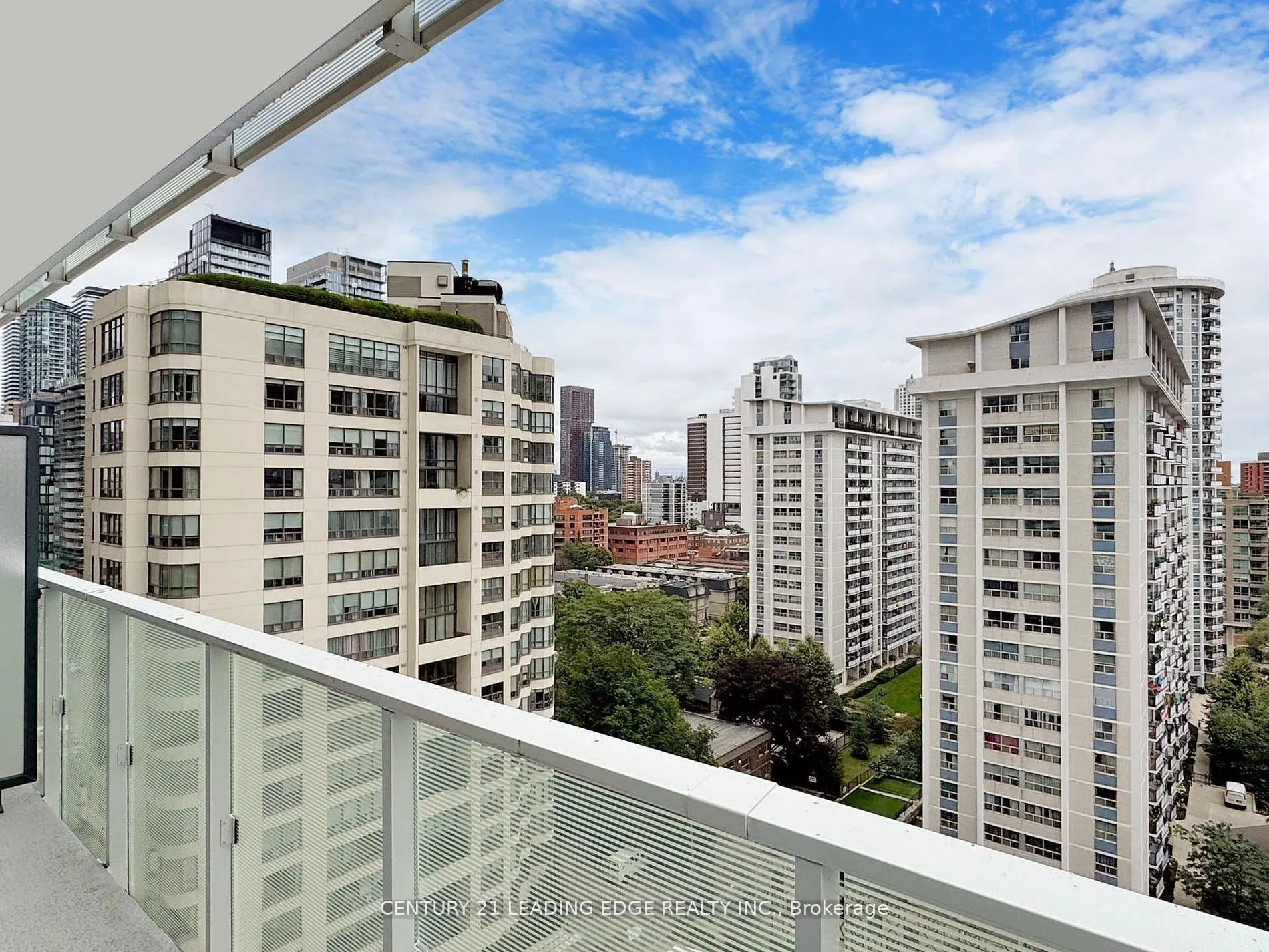 501 Yonge Street, #1009