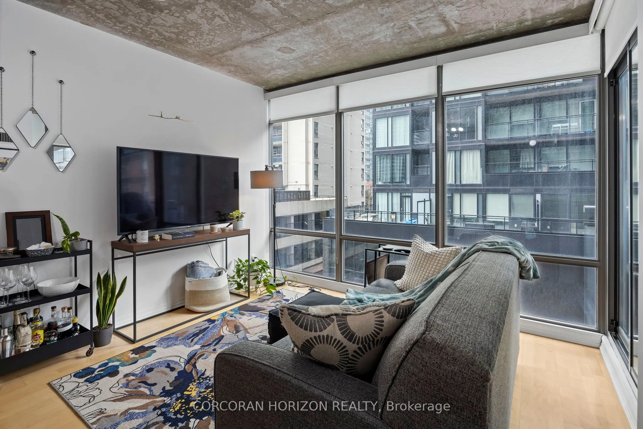 22 Wellesley Street E, #507