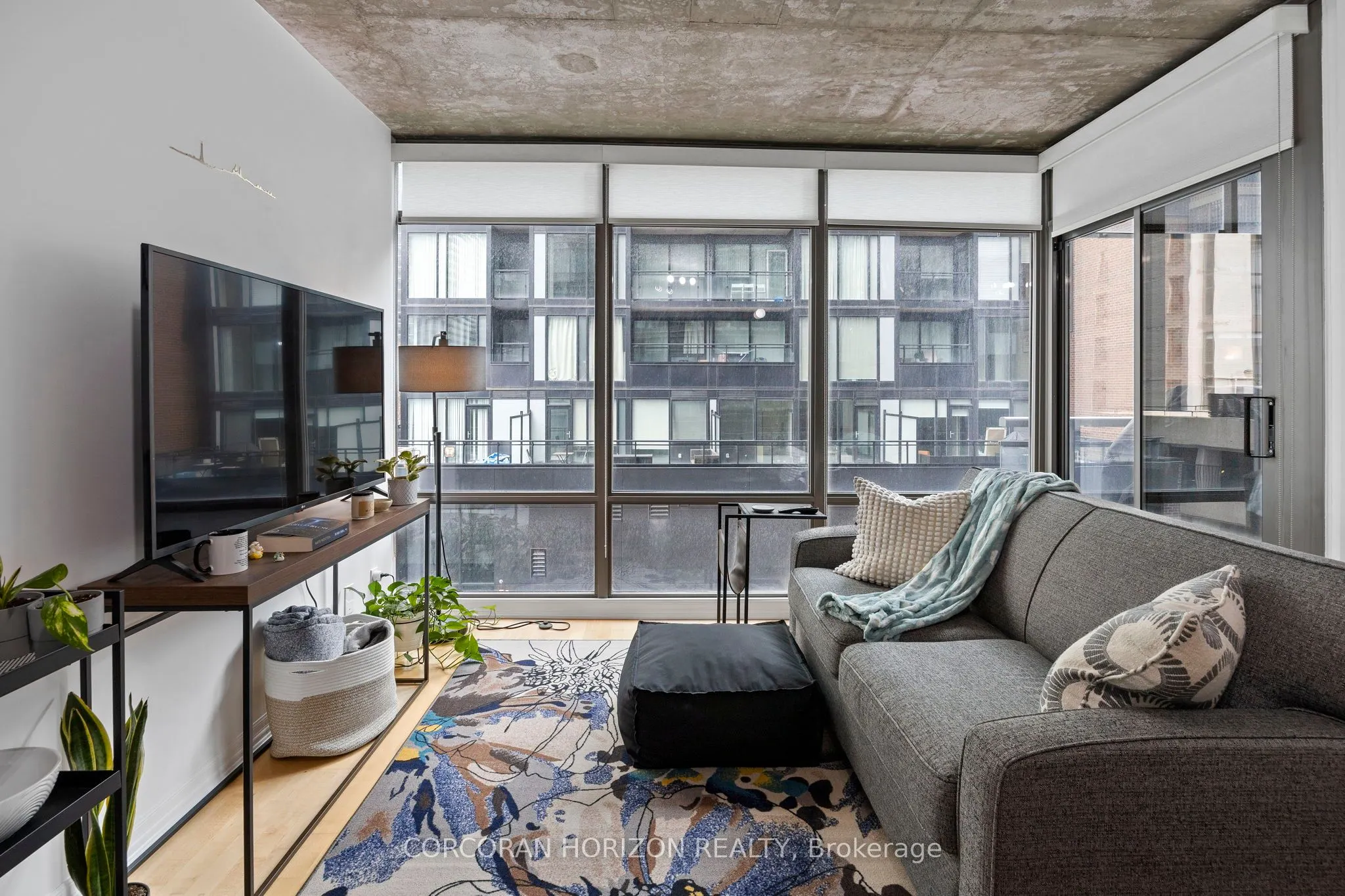 22 Wellesley Street E, #507