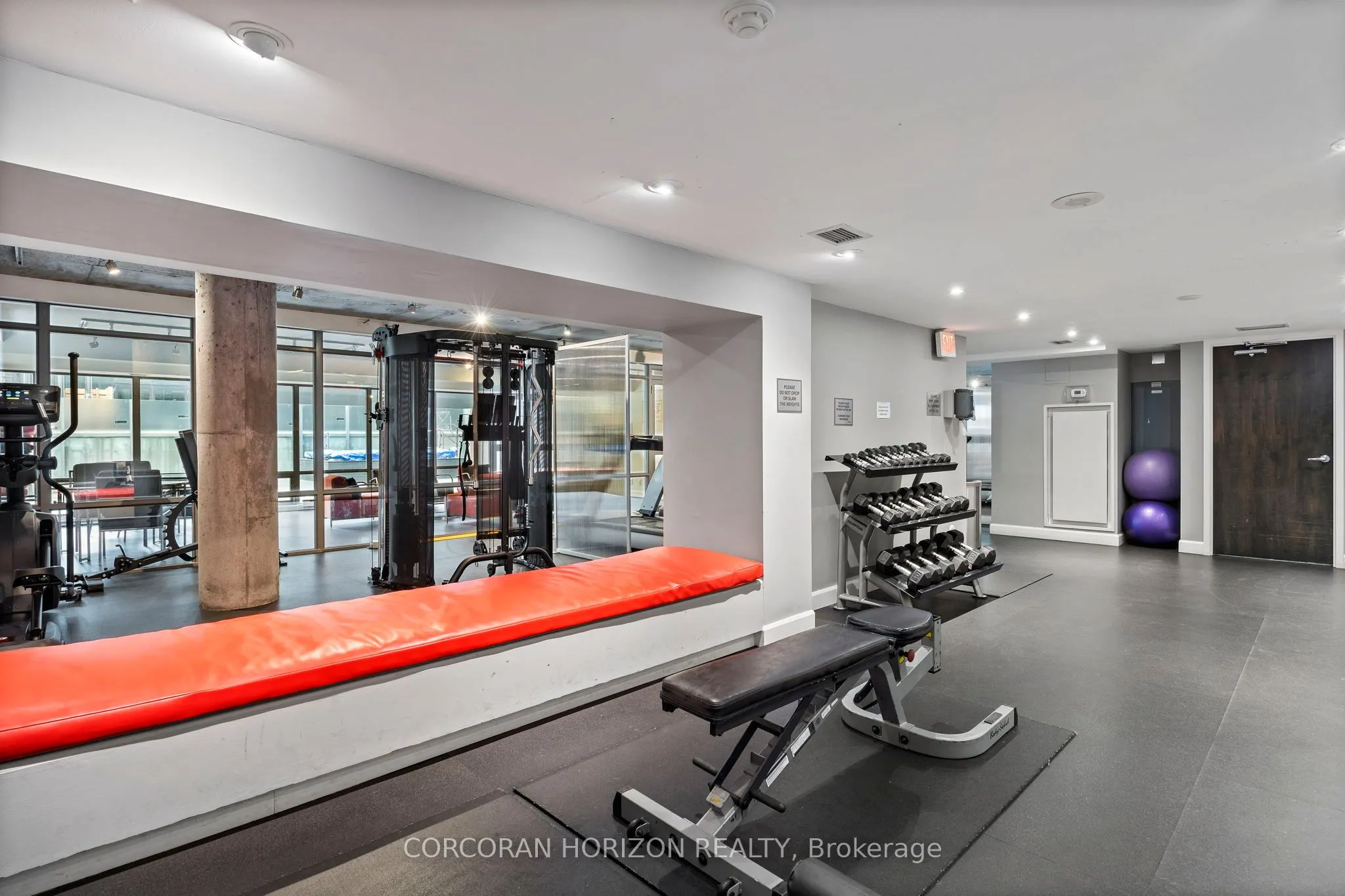 22 Wellesley Street E, #507
