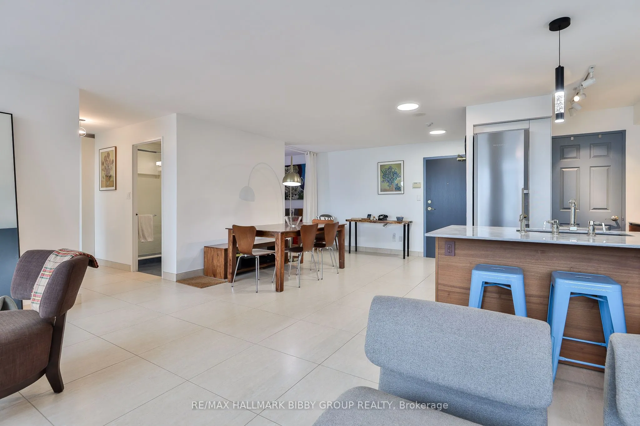 230 King Street E, #PH18