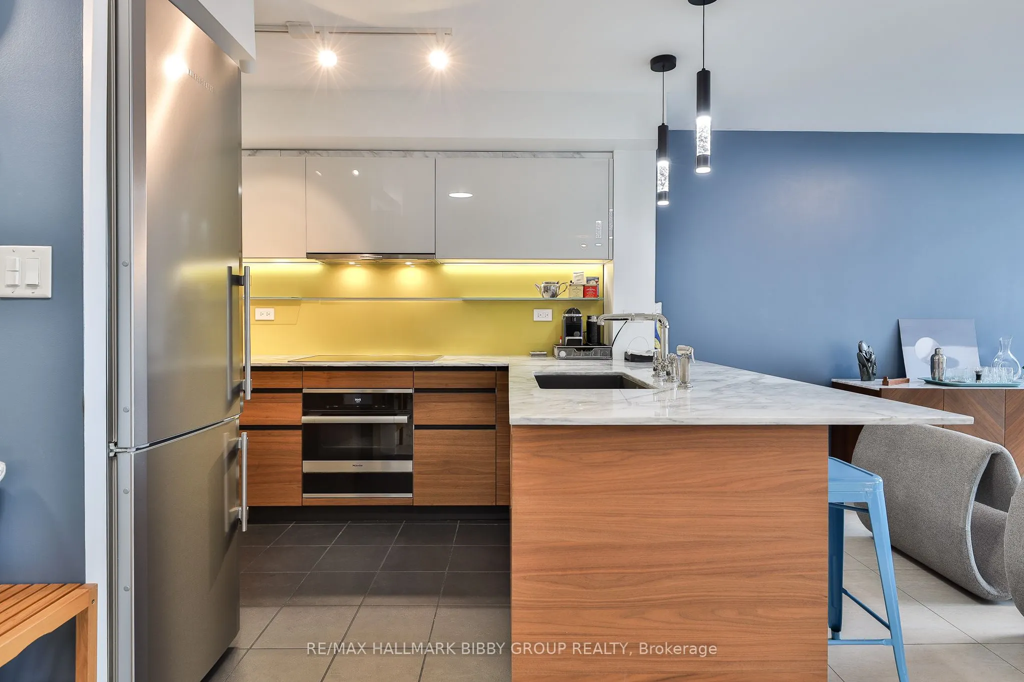 230 King Street E, #PH18