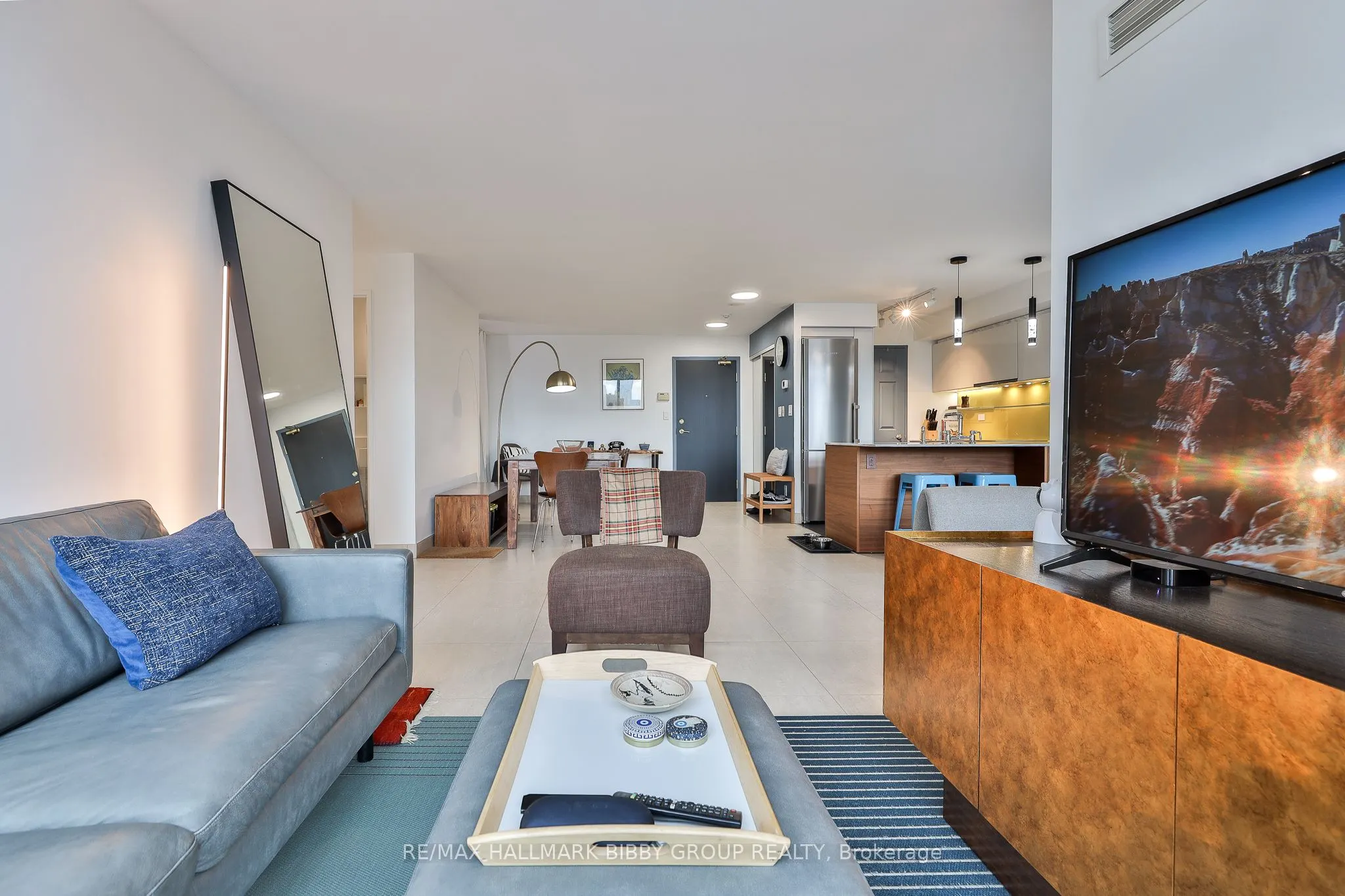 230 King Street E, #PH18