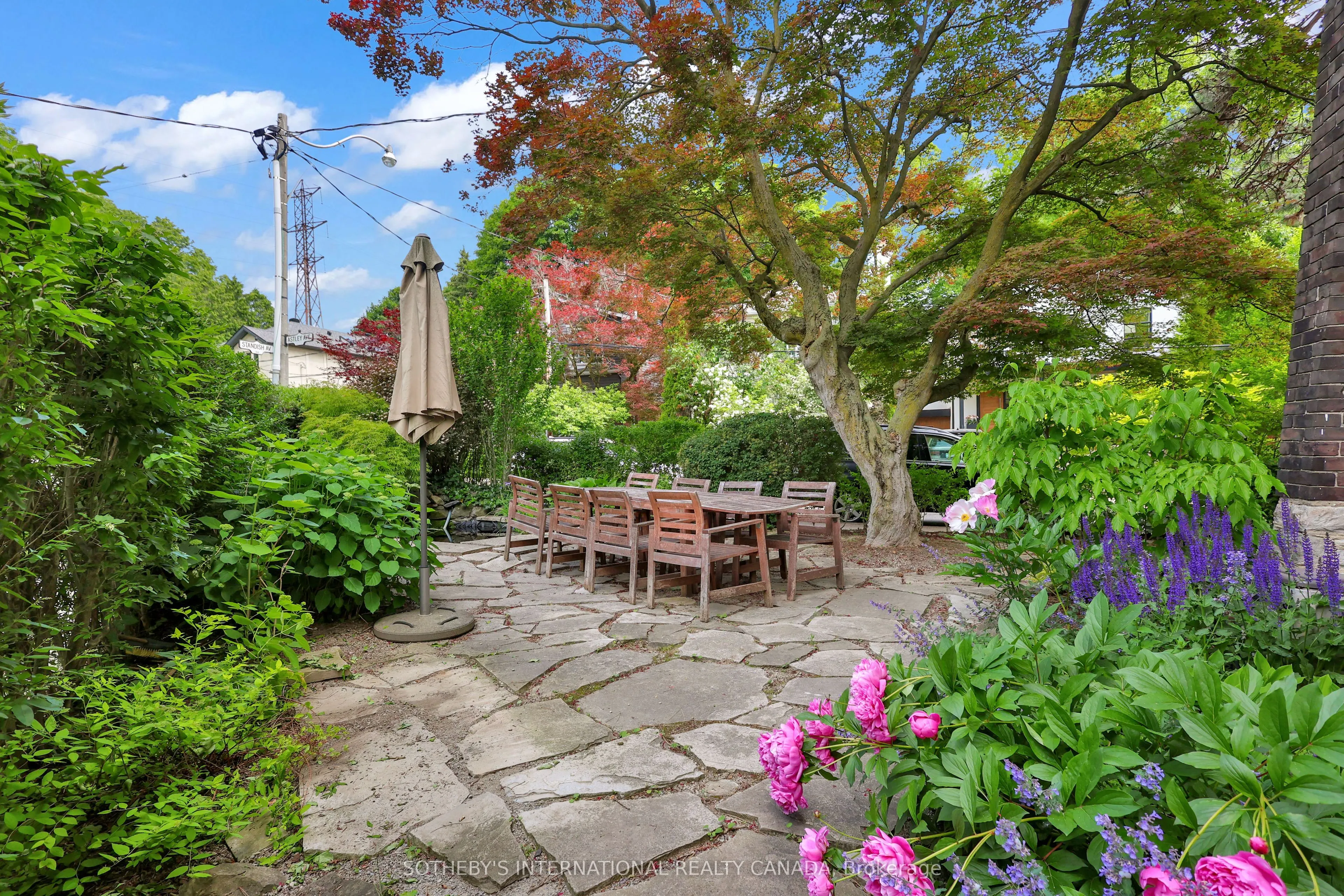 68 Astley Avenue