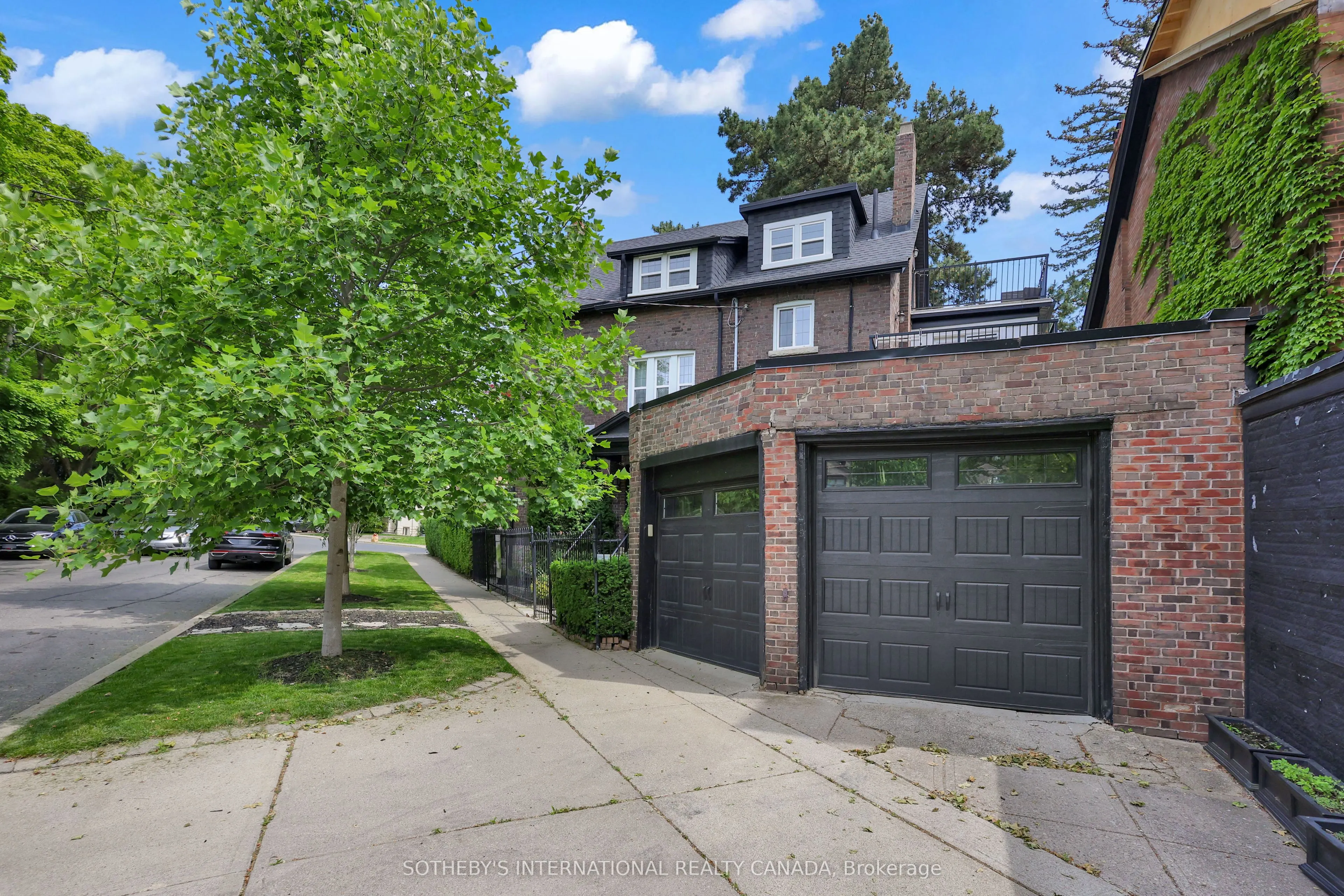 68 Astley Avenue
