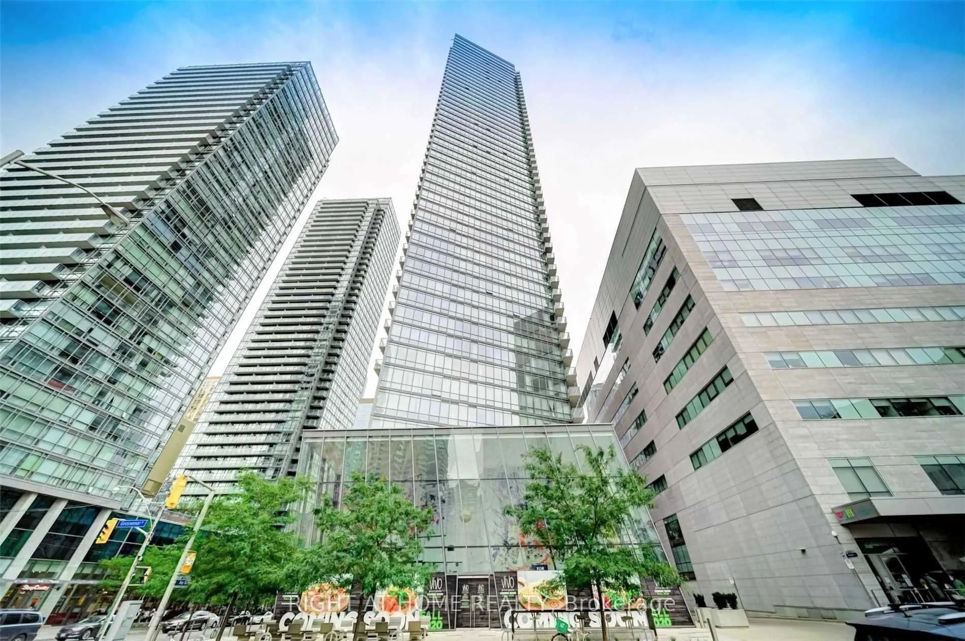 832 Bay Street, #4506