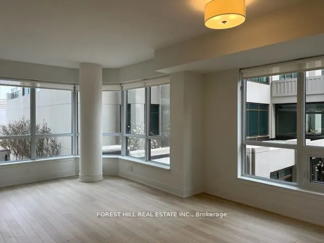 310 Tweedsmuir Avenue, #202